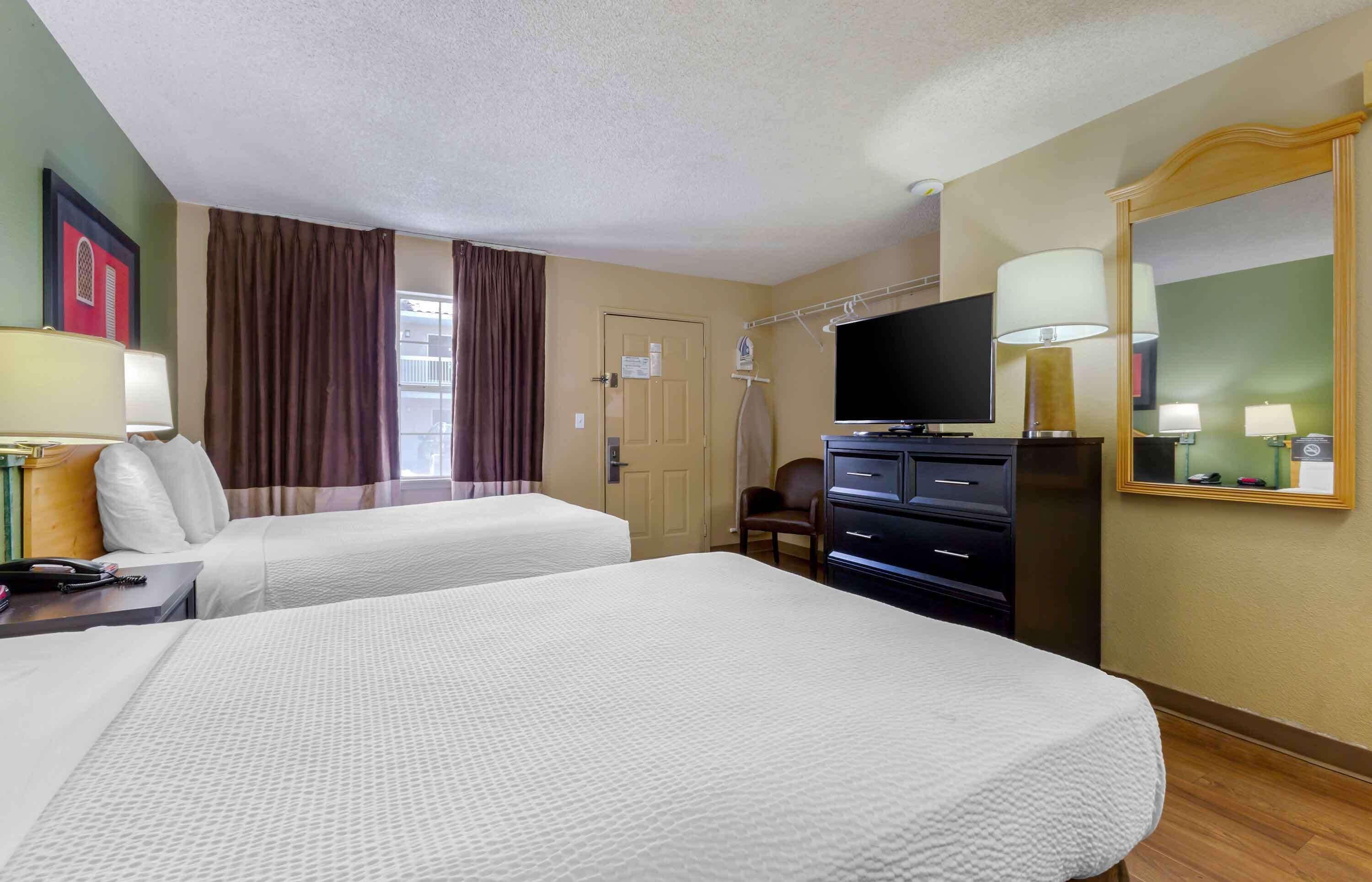 Studio 2 Double Beds Non-Smoking