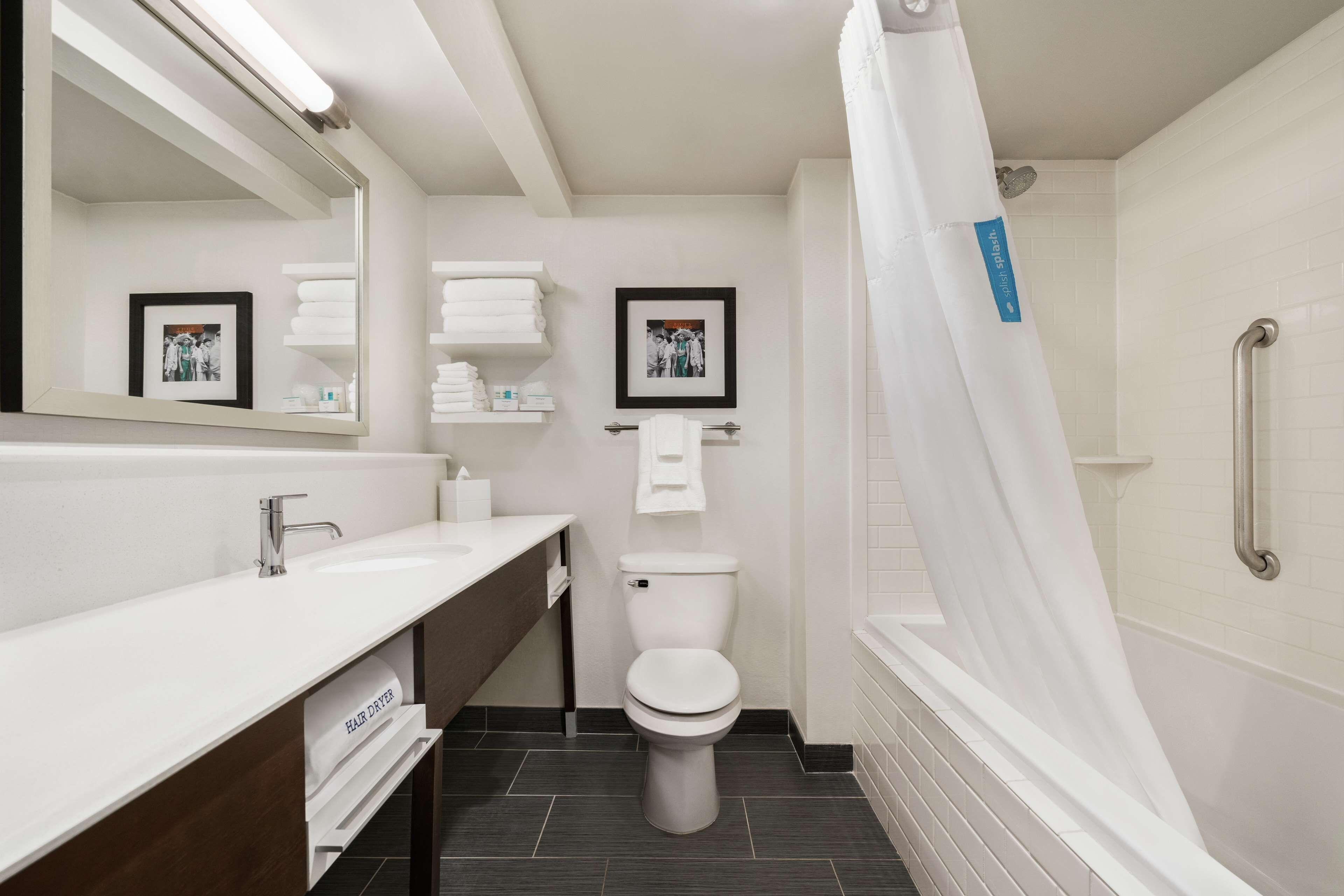 King Suite Spa Bath Non-Smoking