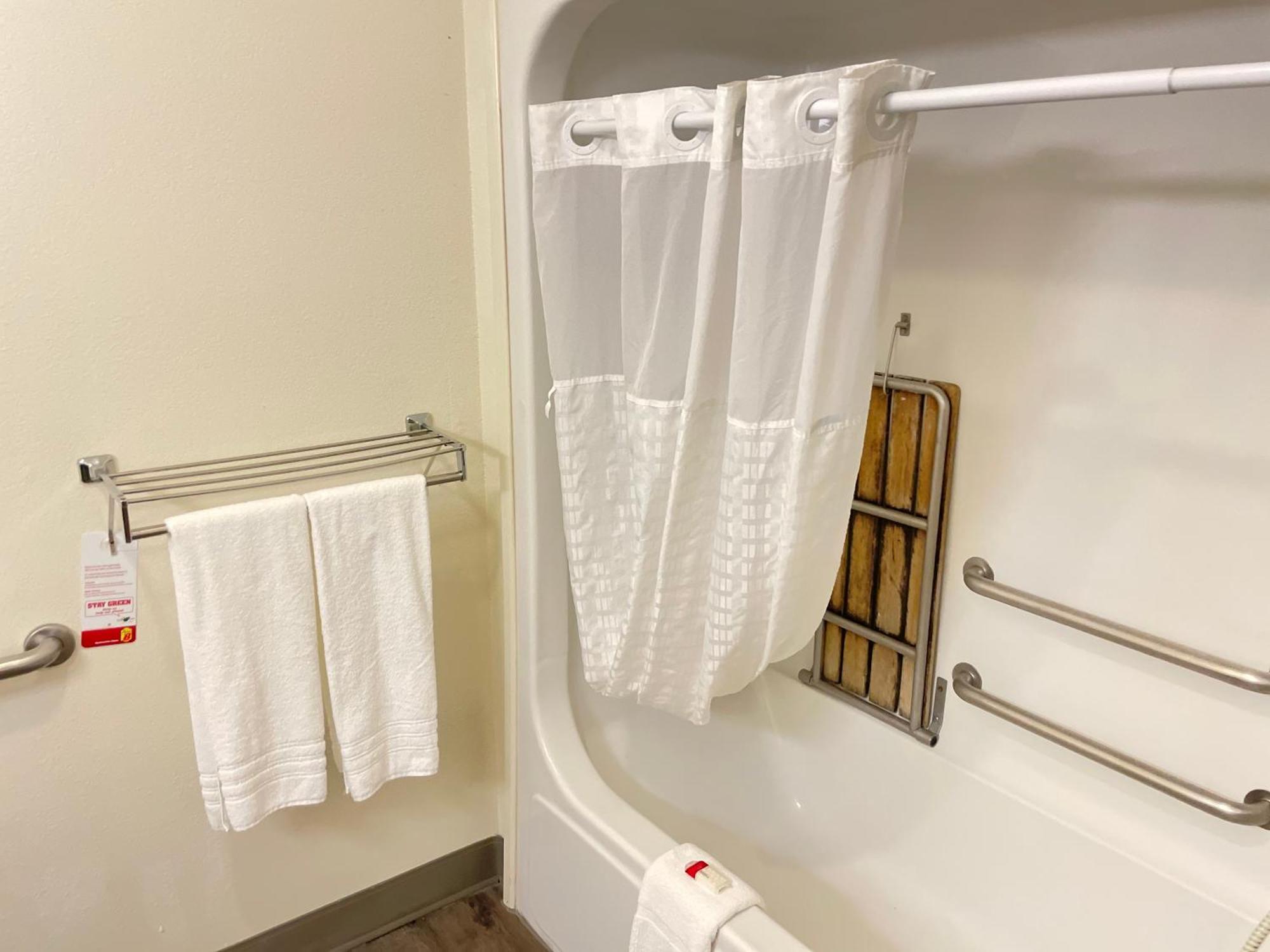 King Room Roll Shower Mobility or Hearing Accessible Non-Smoking