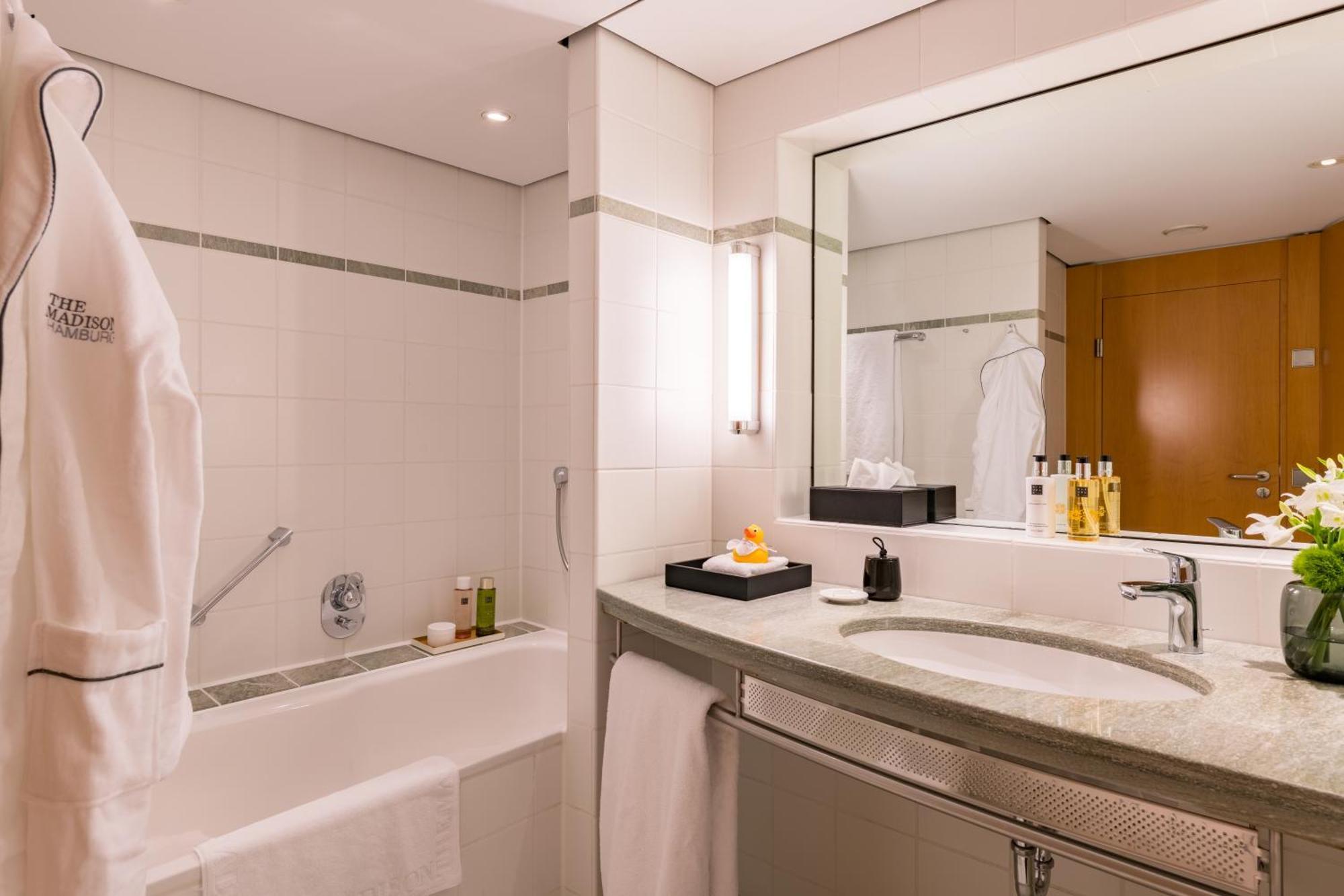 Comfort Triple Room Kitchenette