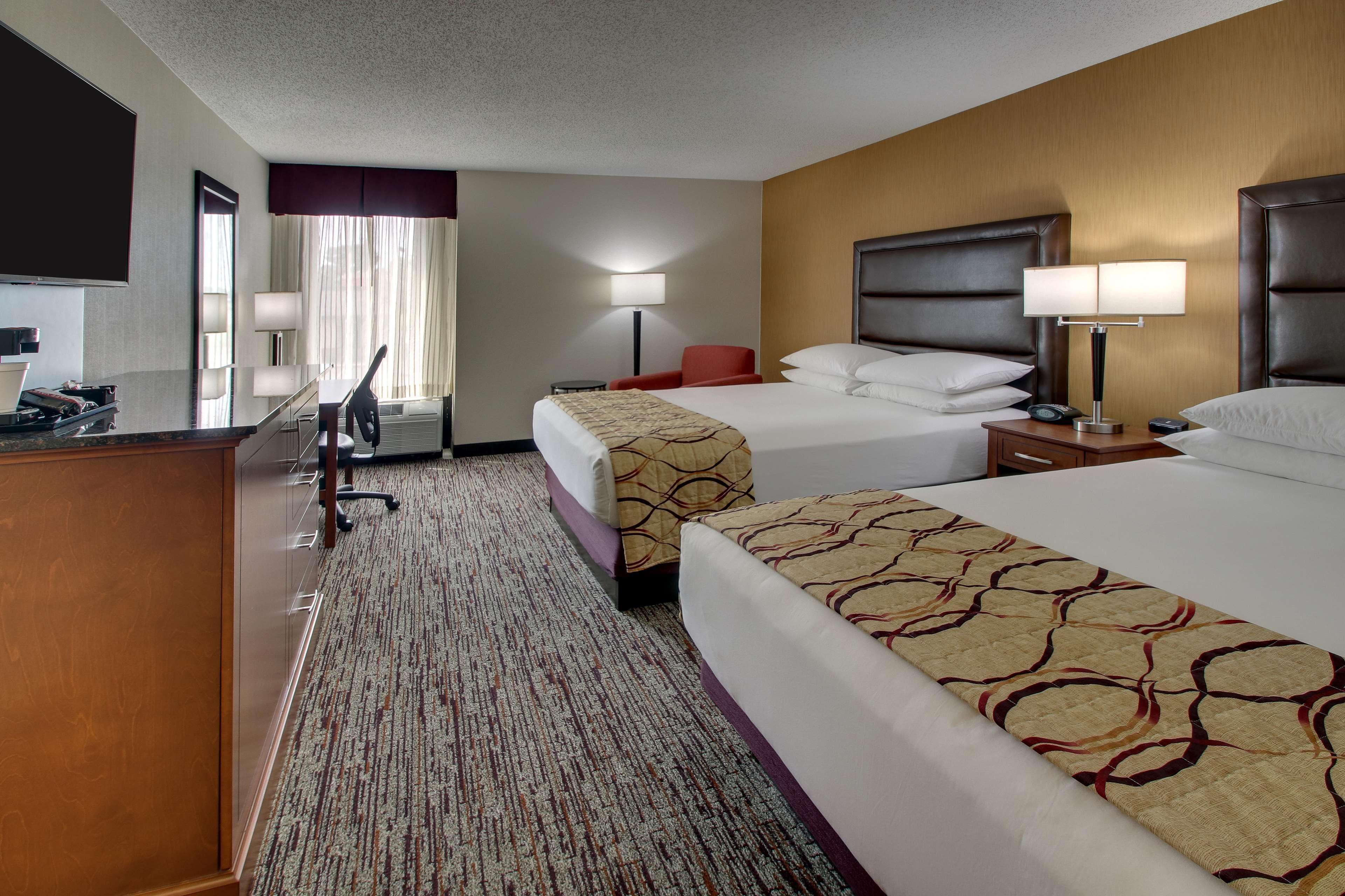 Queen Room Two Queen Beds