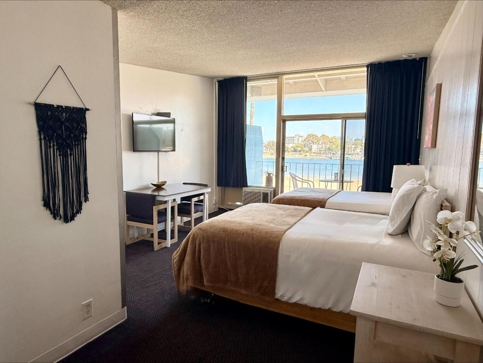 Triple Room Sea View
