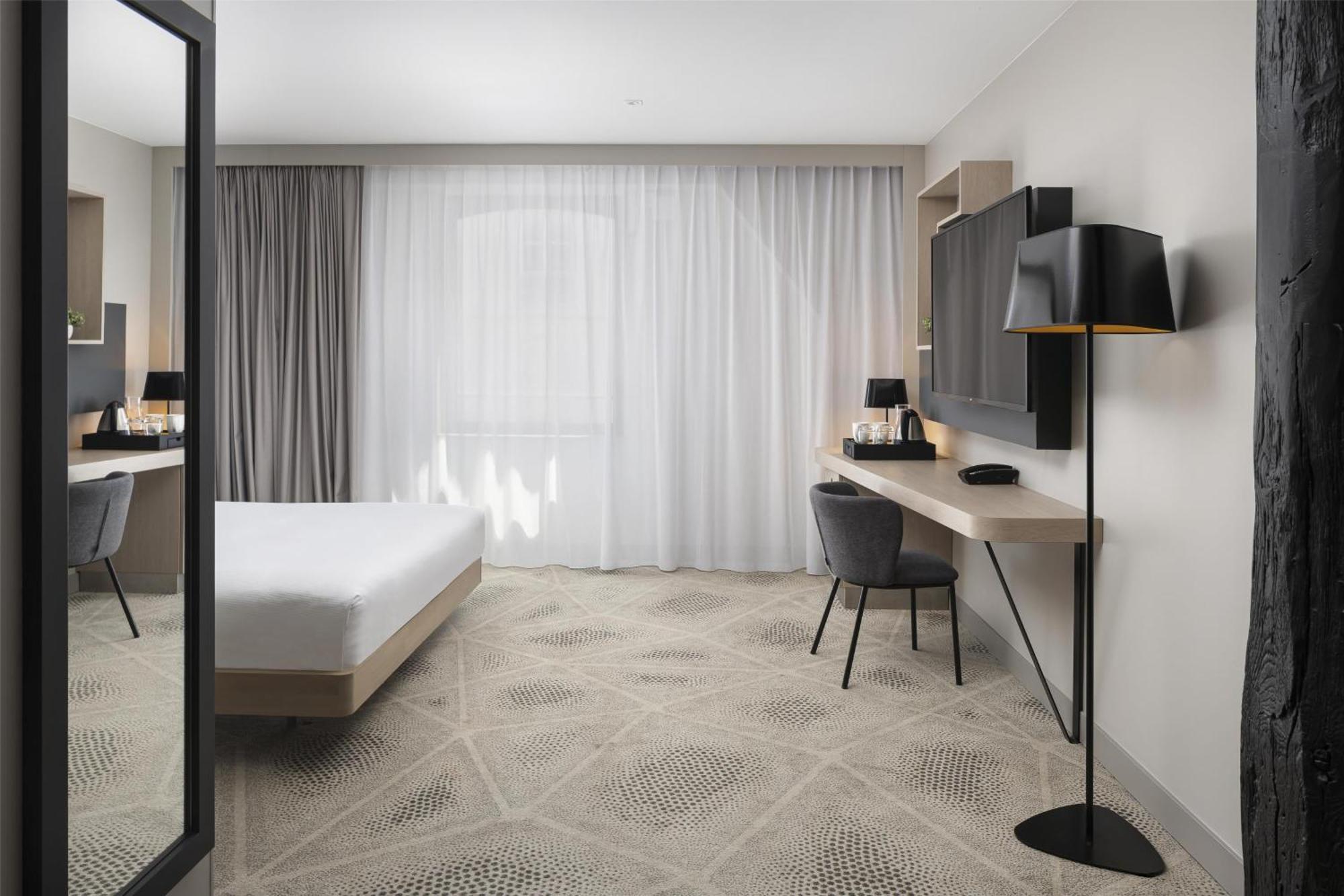 King Room - Mobility Accessible