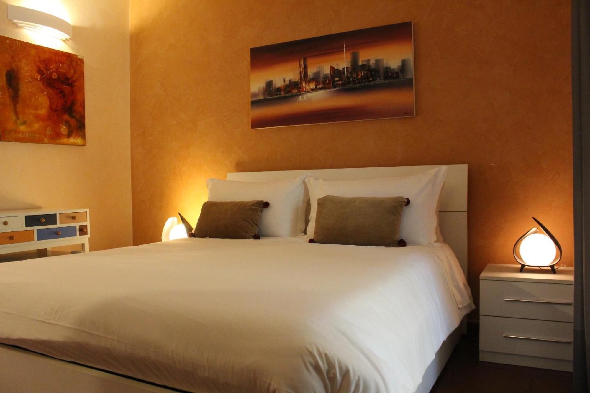 Standard Double Suite