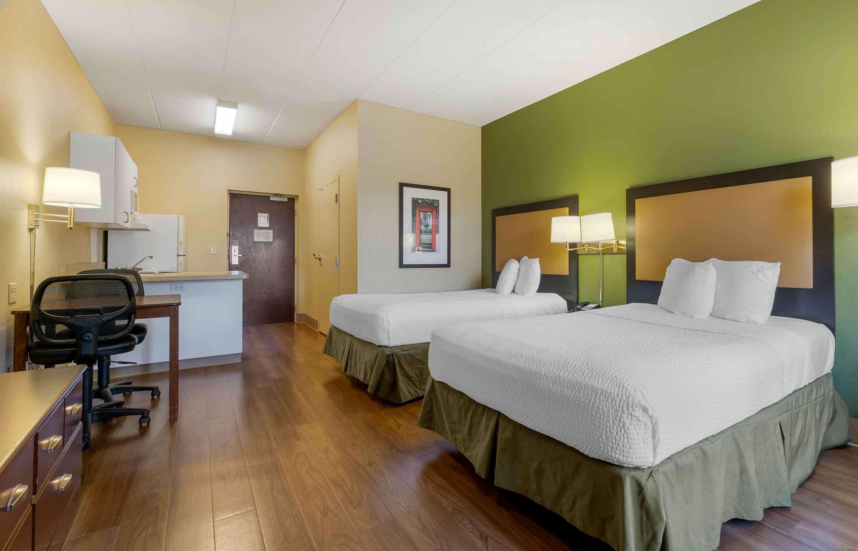 Studio 2 Double Beds Non-Smoking