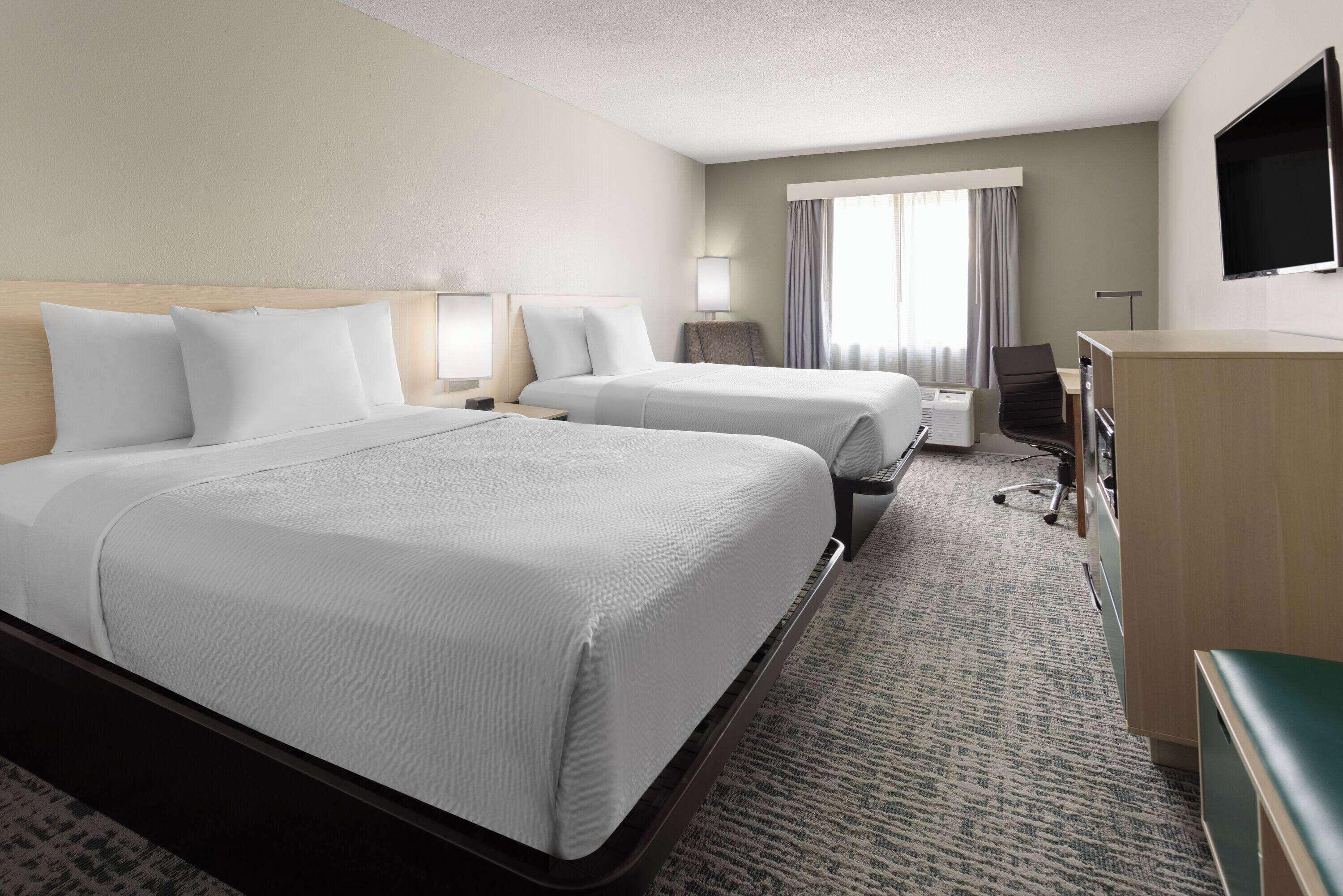 Standard Queen Room Two Queen Beds Non-Smoking