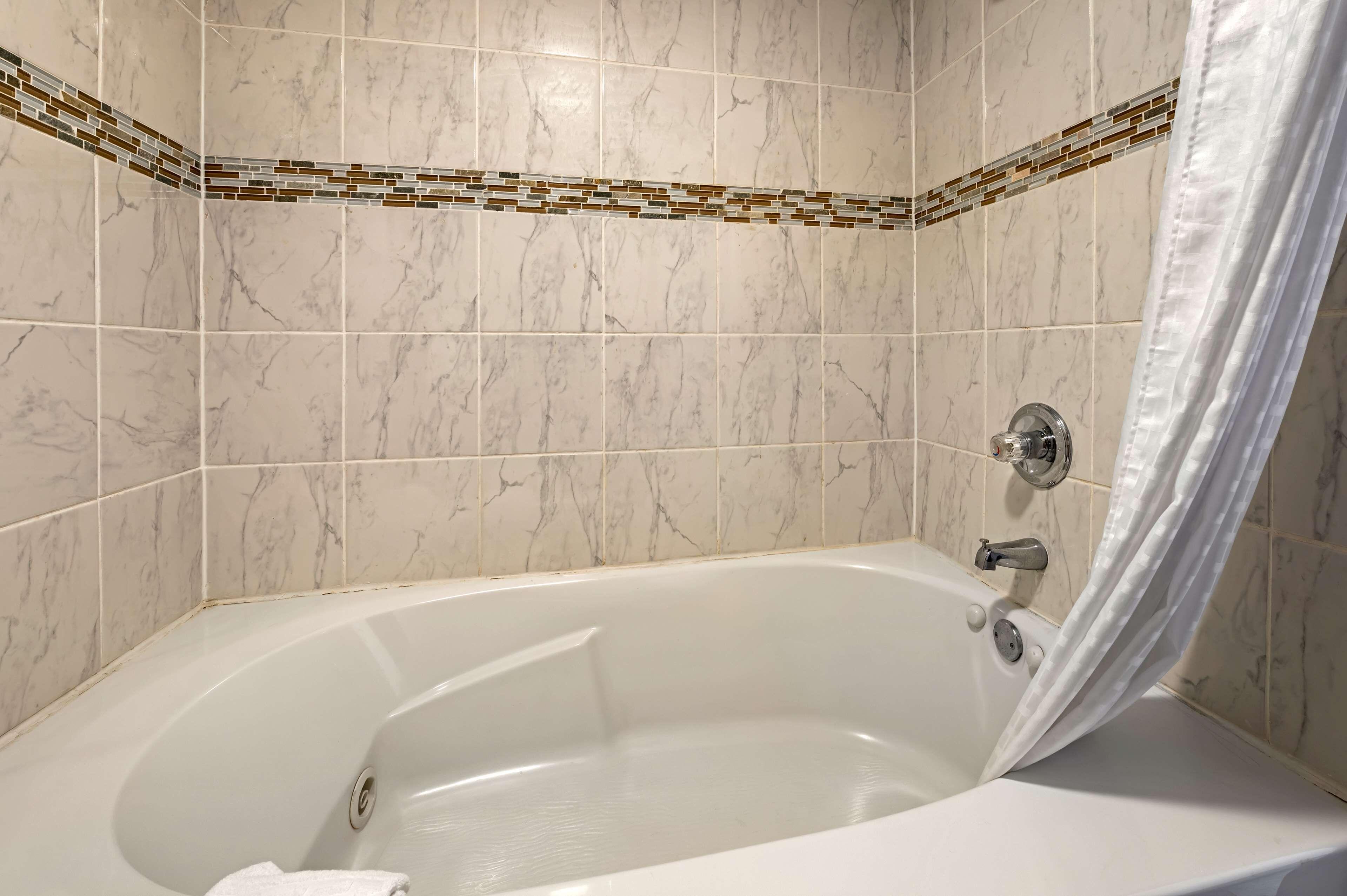 King Room Spa Bath Non-Smoking