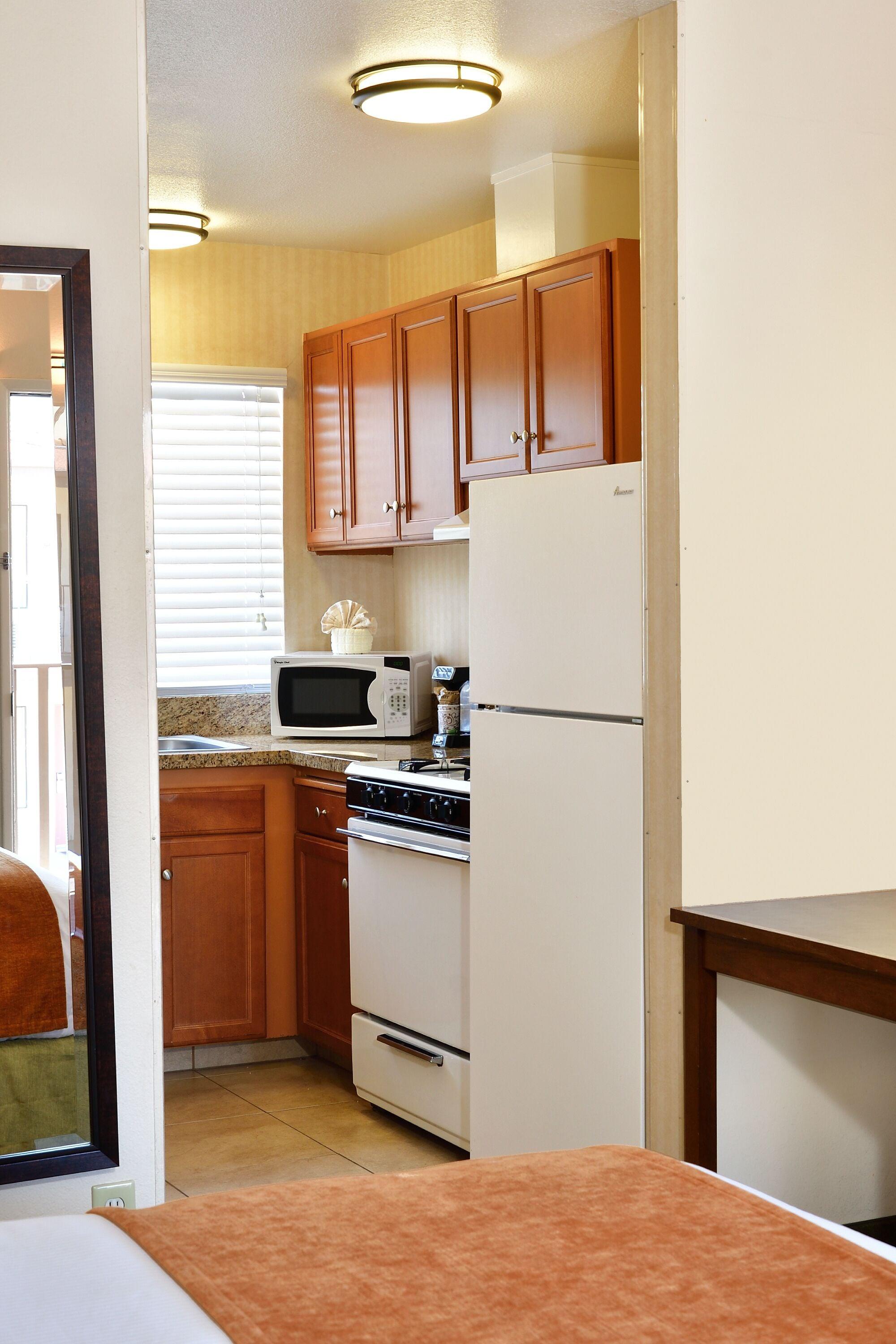 King Room Kitchen Non-Smoking