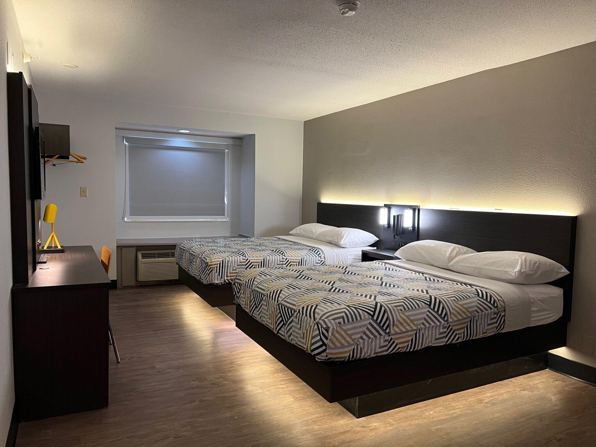 Deluxe Queen Room Two Queen Beds Non-Smoking
