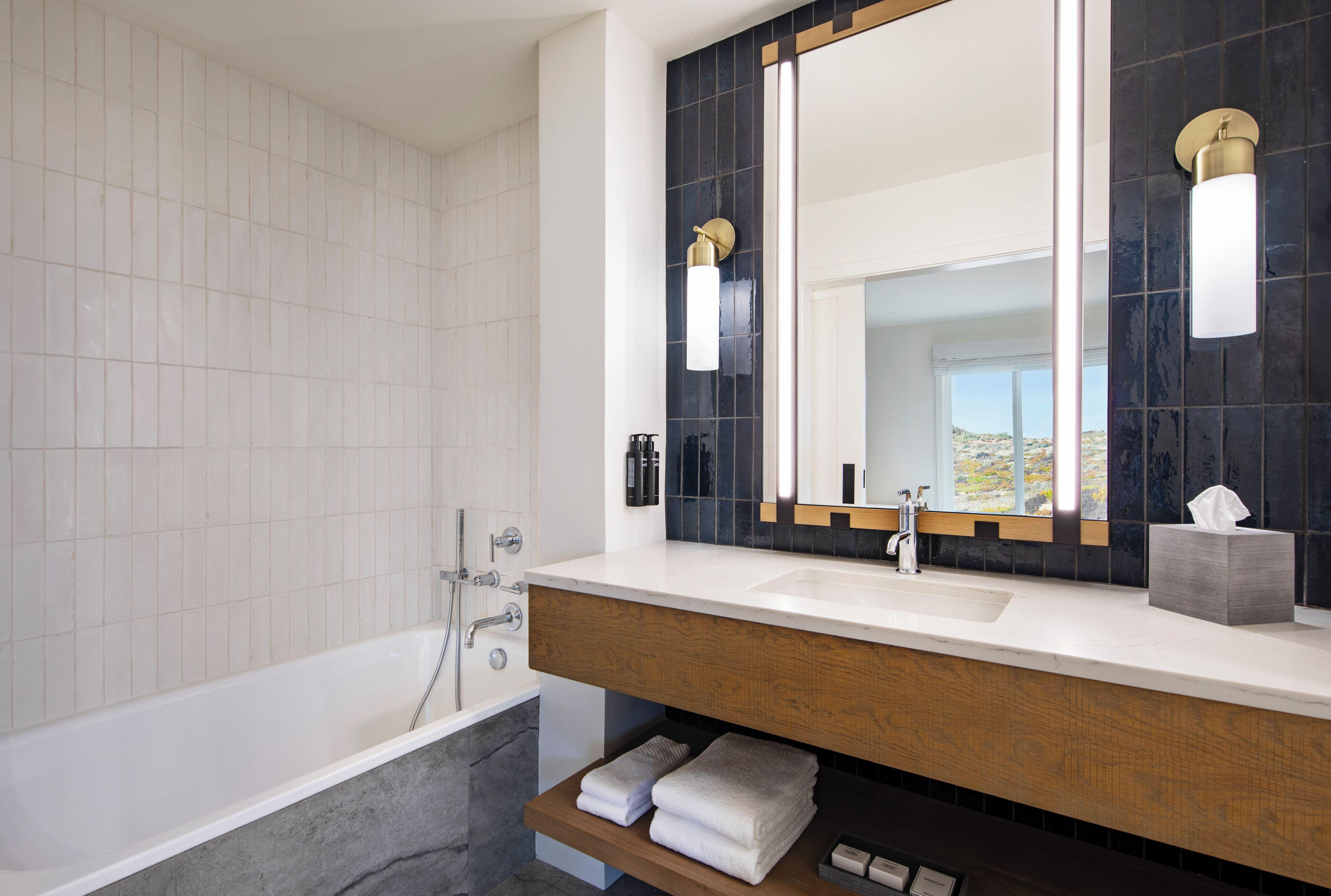 Coastal View Suite