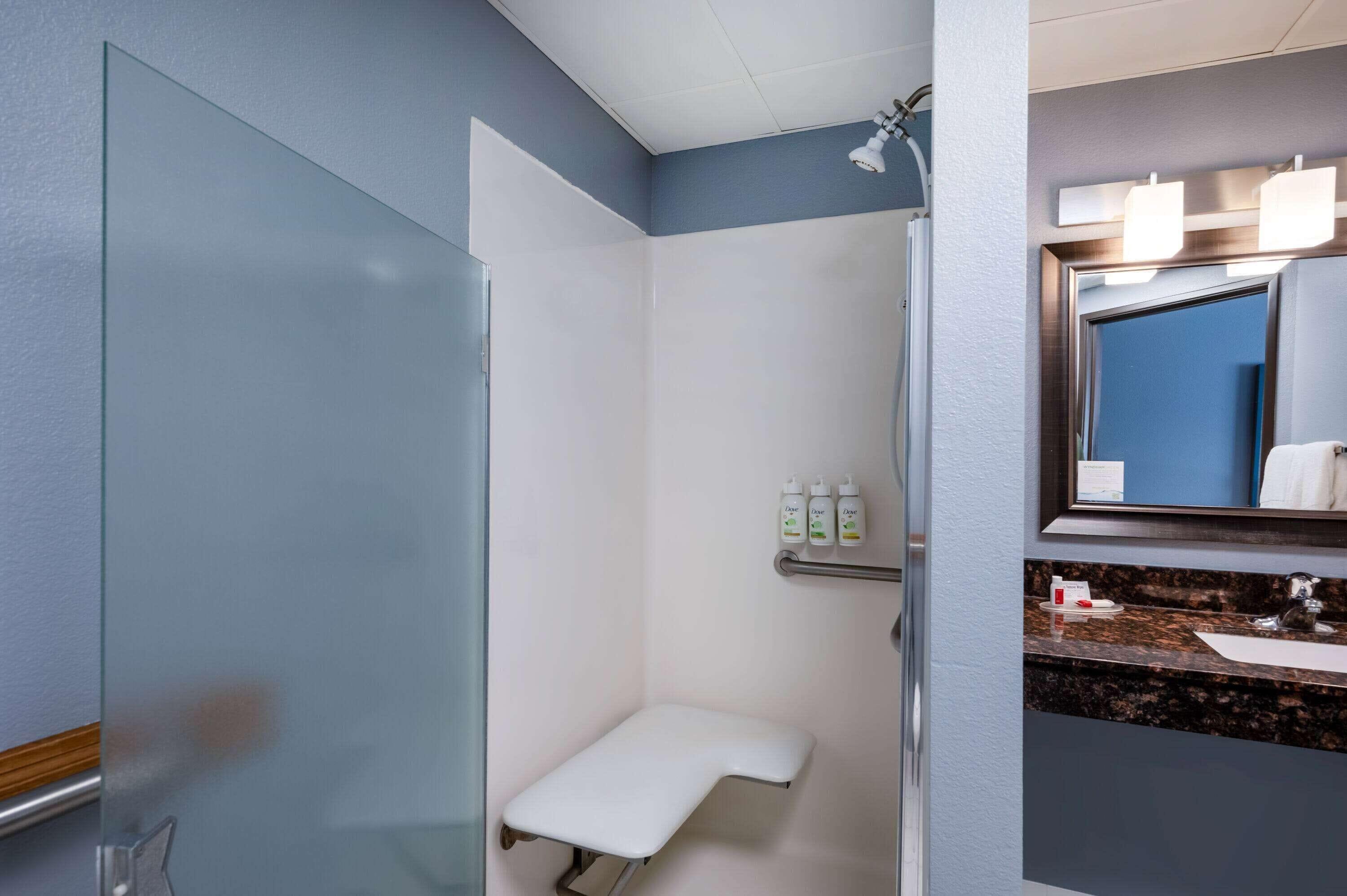 Queen Room Mobility Access or Non-Smoking