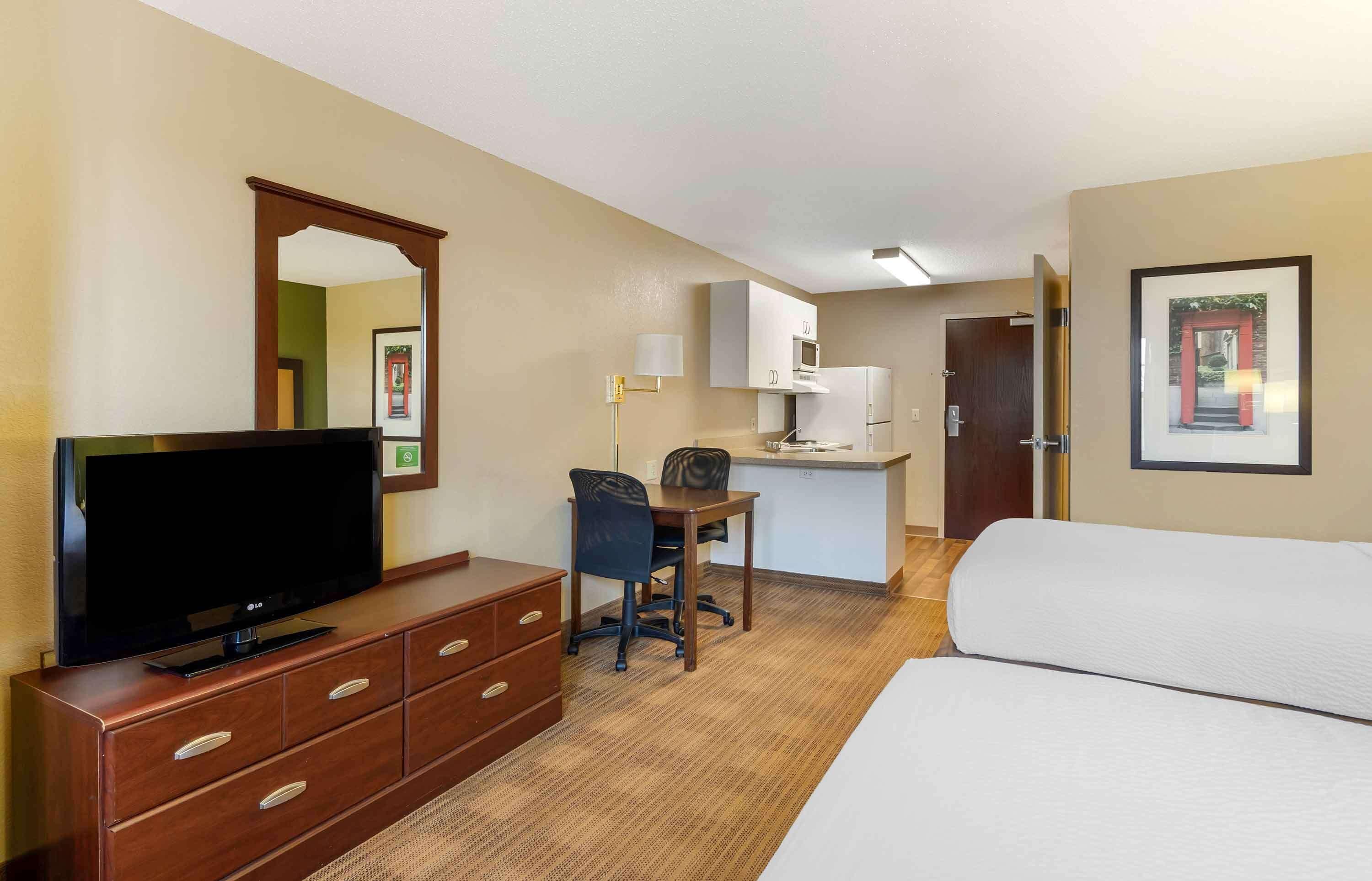 Studio 2 Double Beds Non-Smoking