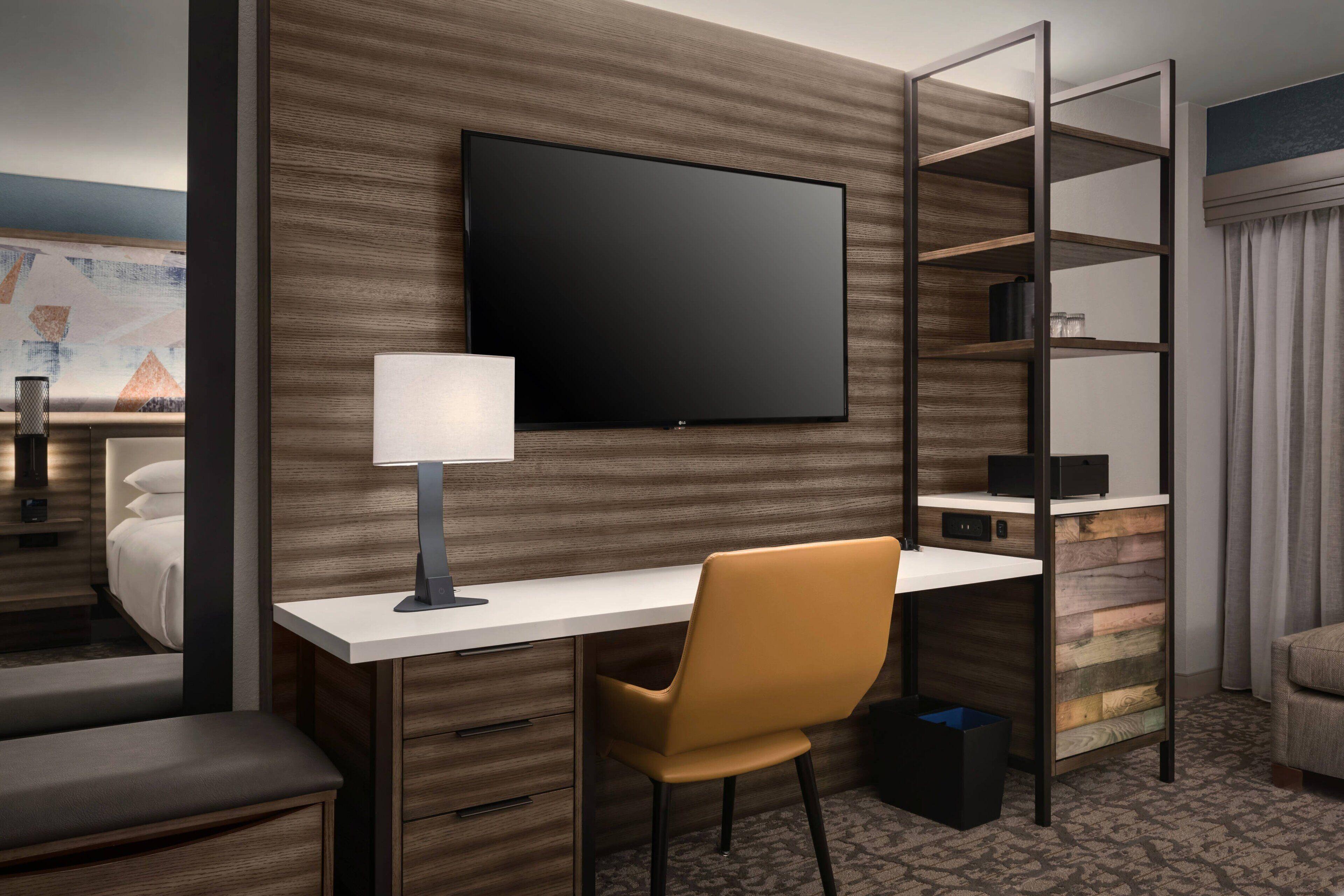 Guest Room 1 King
