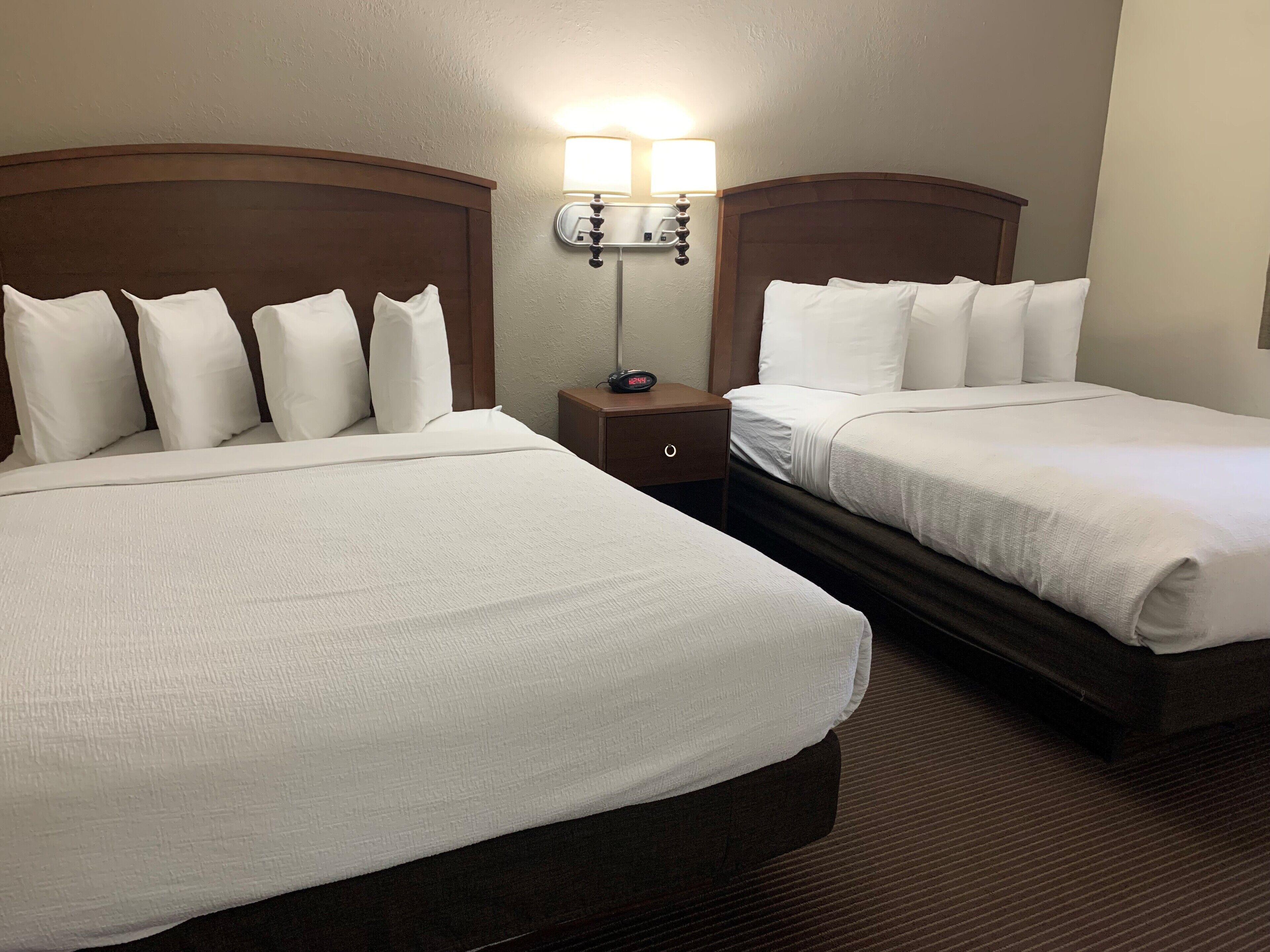 Queen Room Two Queen Beds Non-Smoking