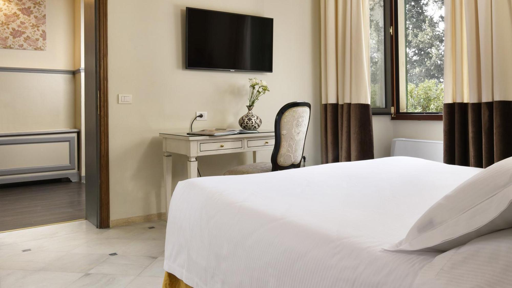 Double or Twin Room City View