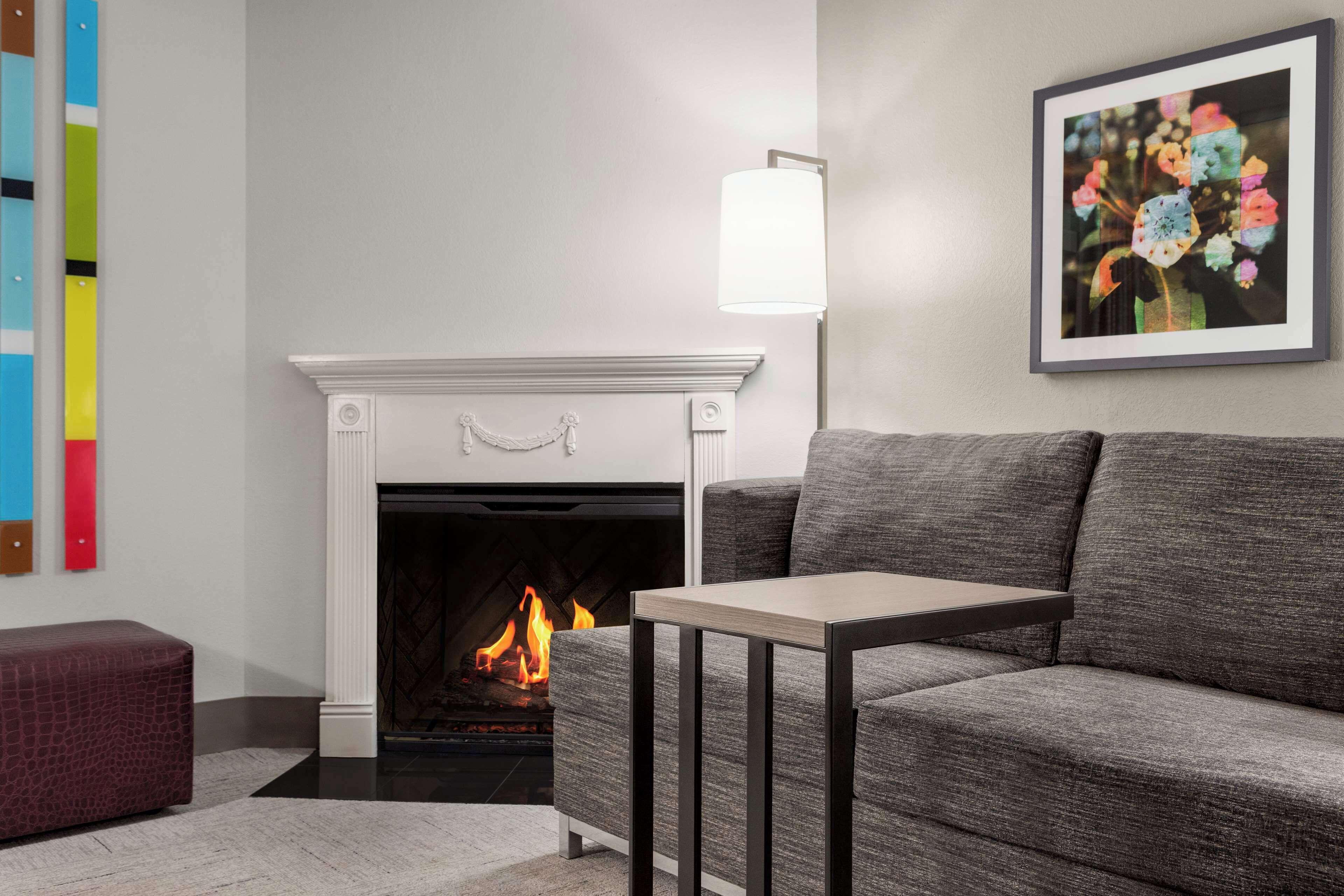 King Room Fireplace Sofa Bed Non-Smoking