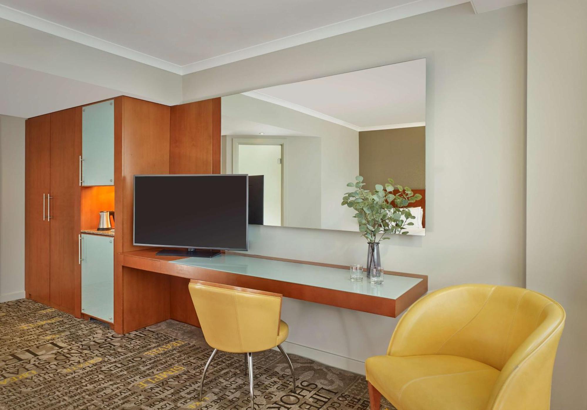 Executive King Room
