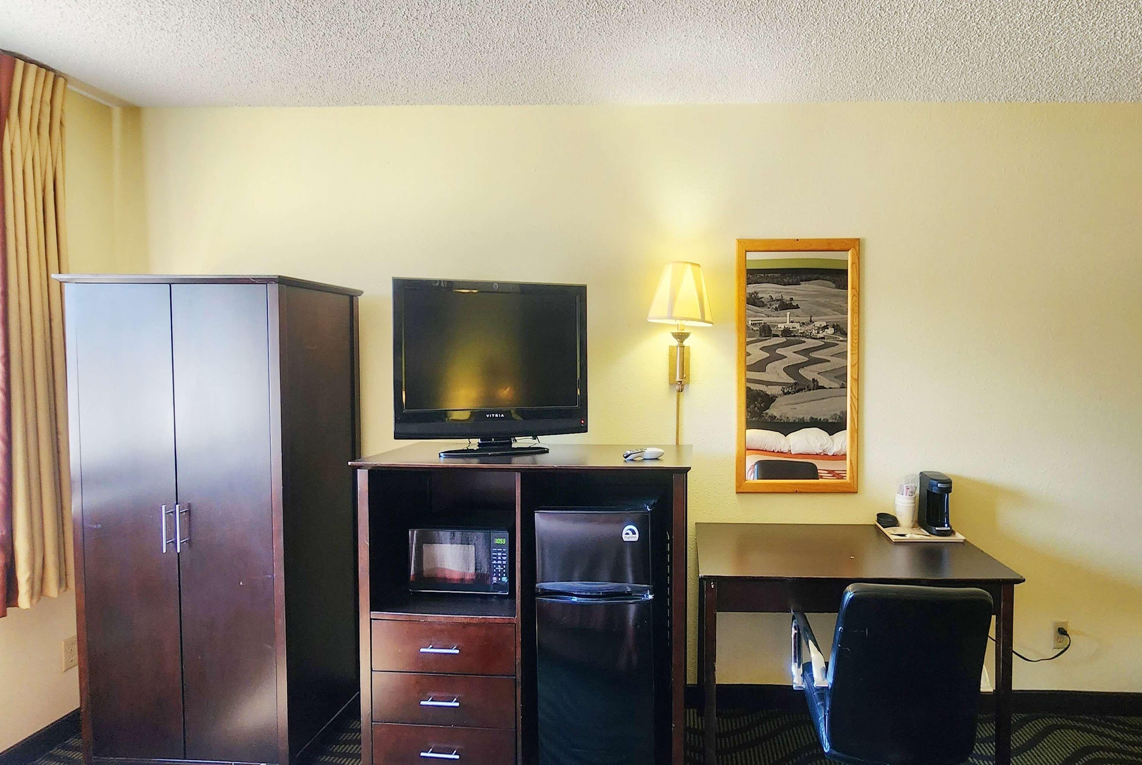 King Room Disability Access or Non-Smoking