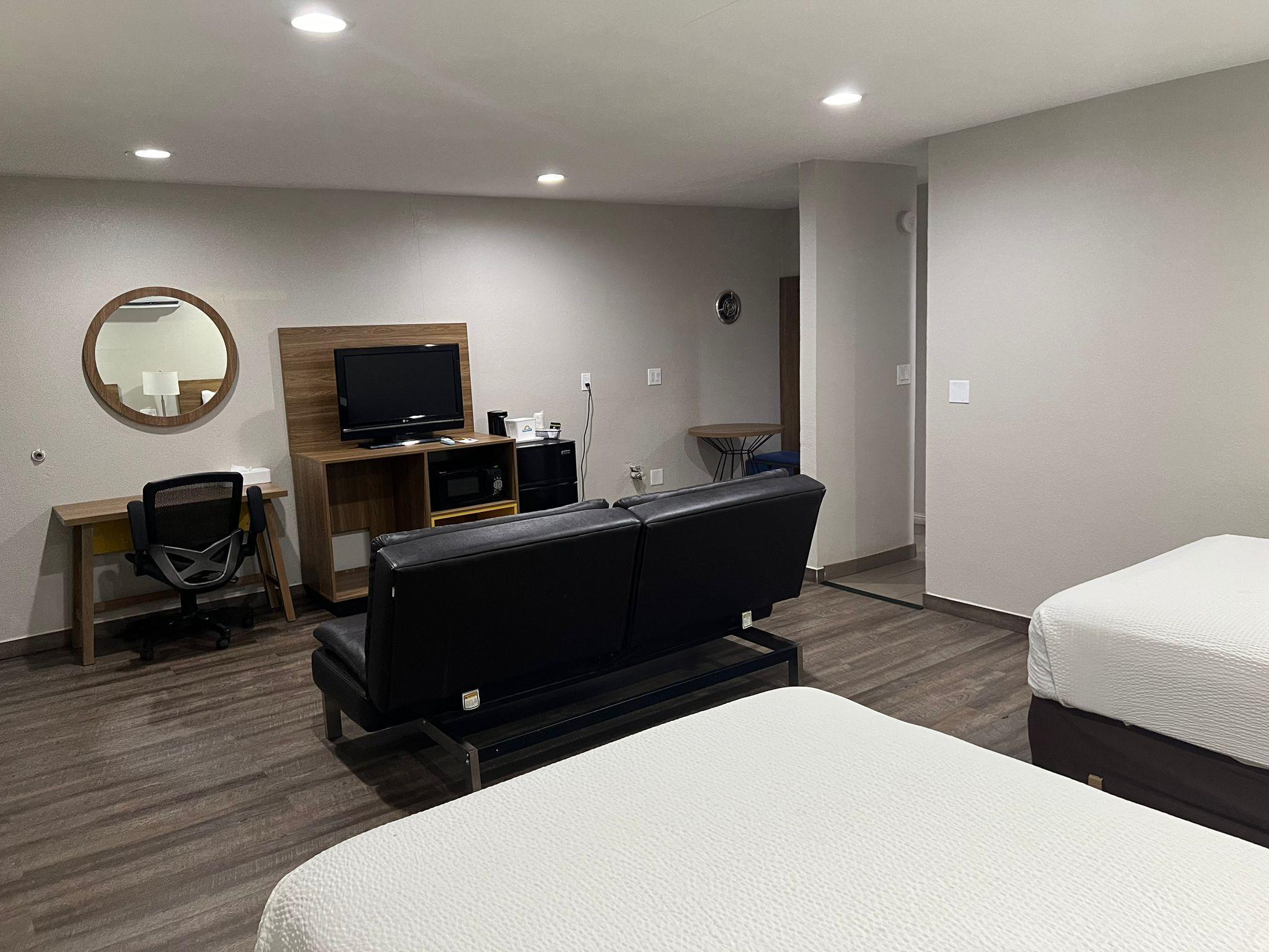 Double Studio Suite Non-Smoking