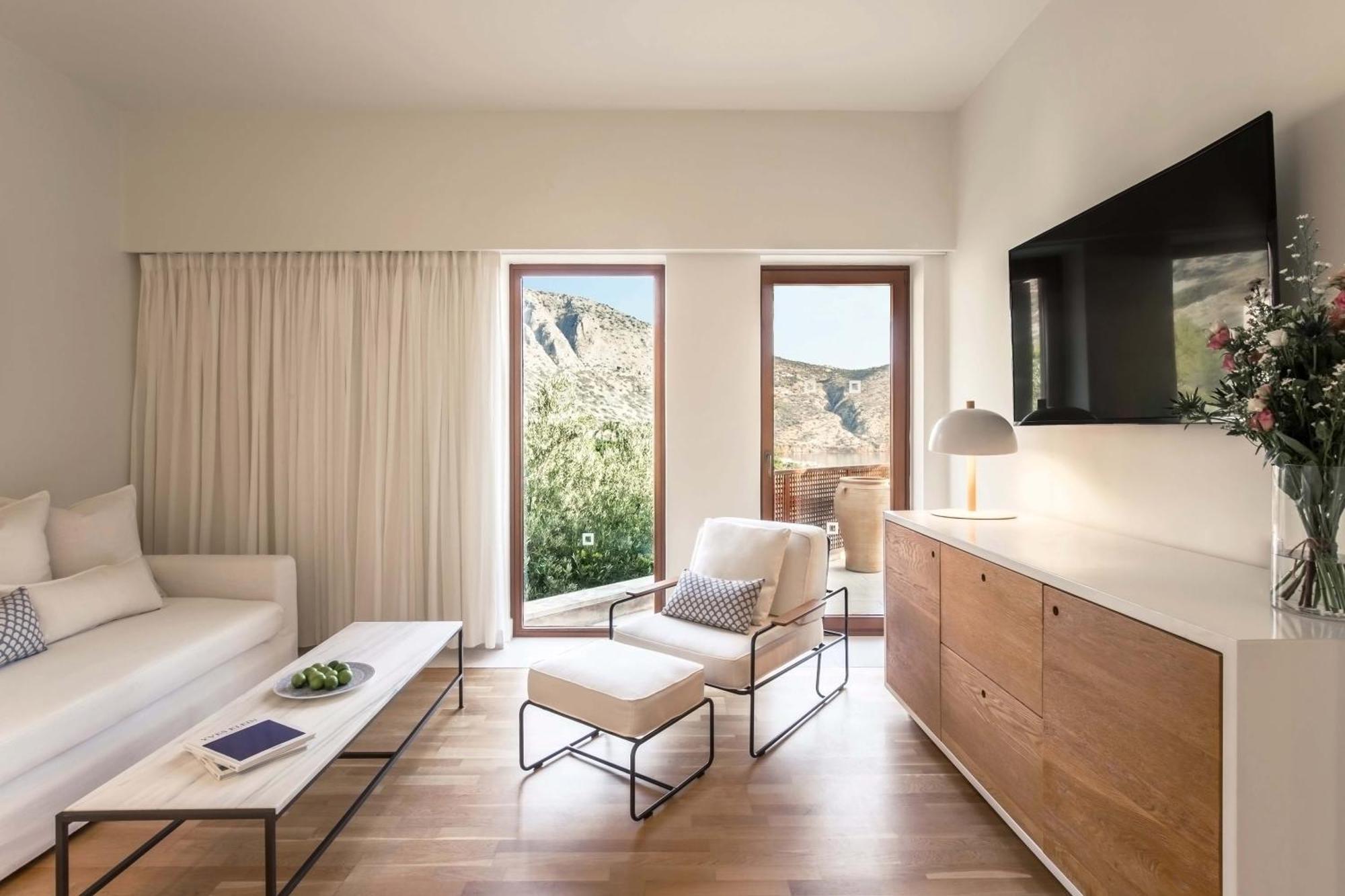 Deluxe Suite Sea View
