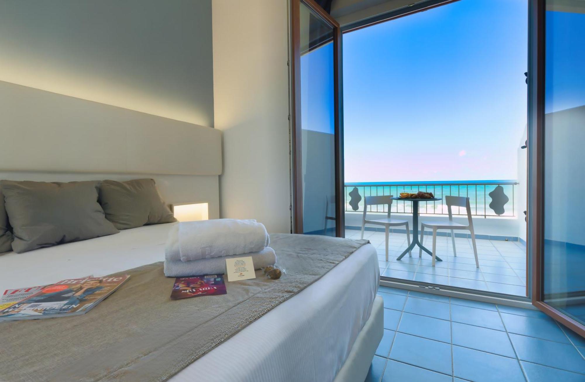 Deluxe Double Room Terrace Sea View