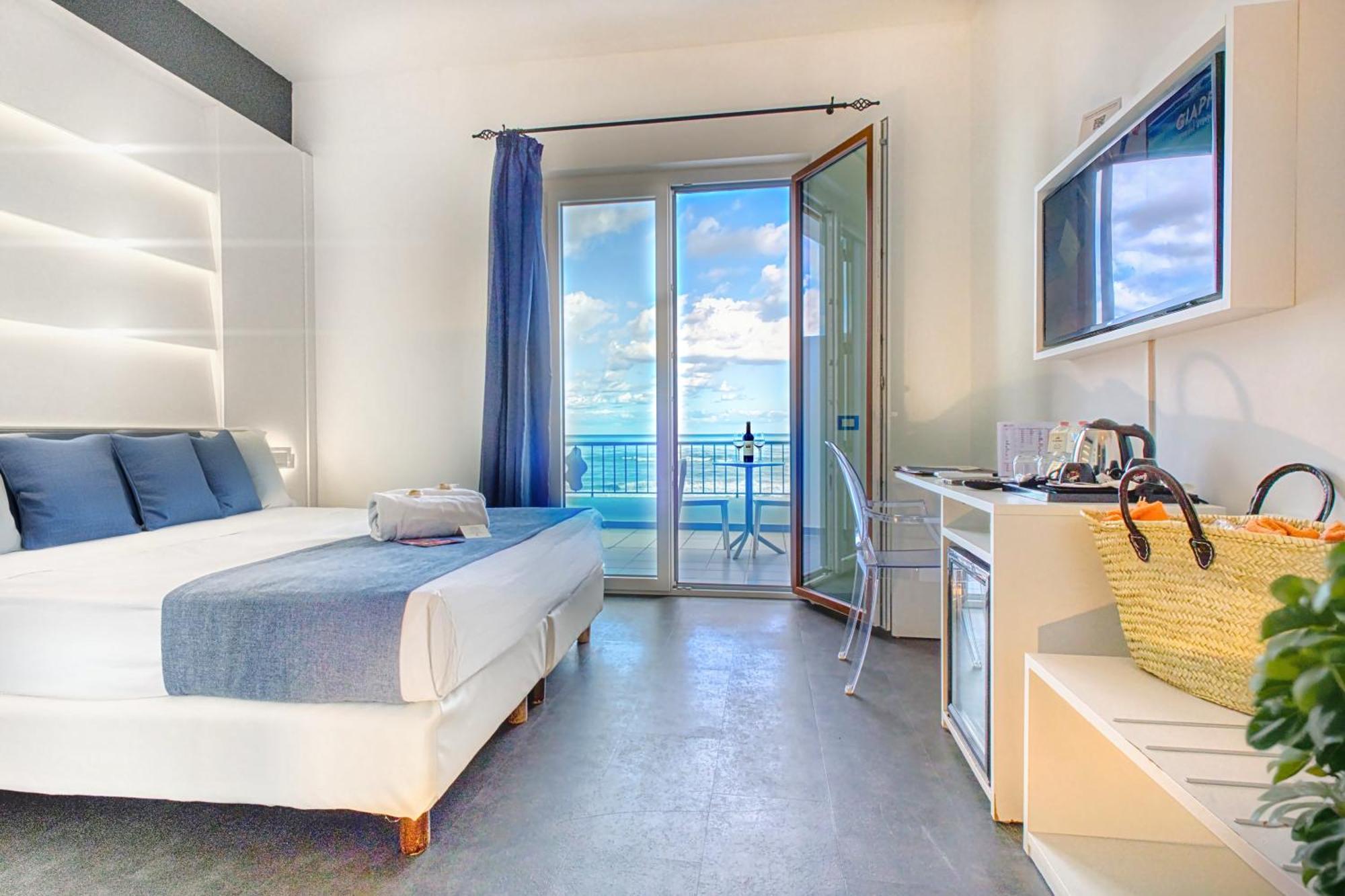Deluxe Double Room Terrace Sea View