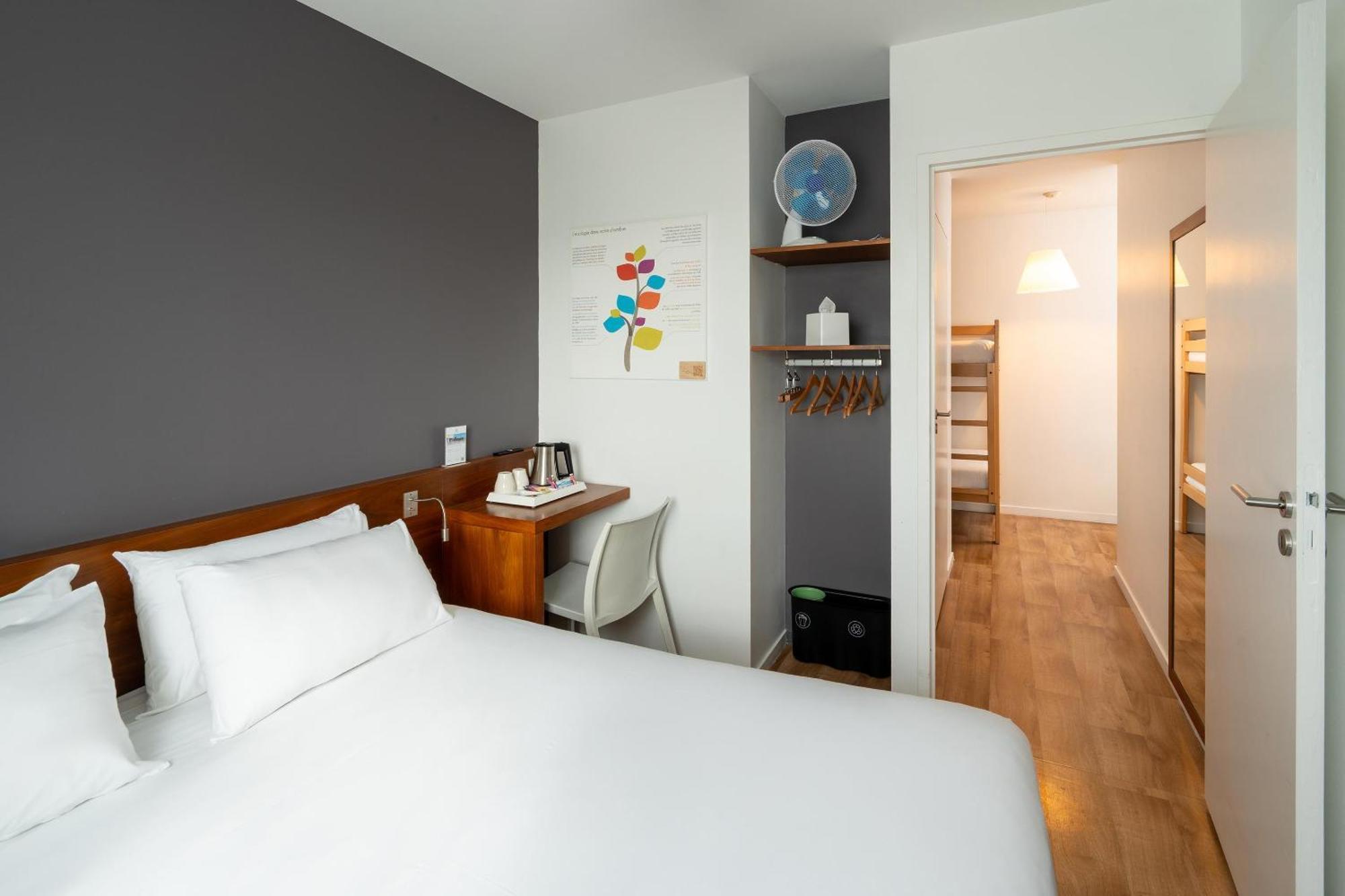 Family Room One Queen Bed One Bunk Bed Non-Smoking