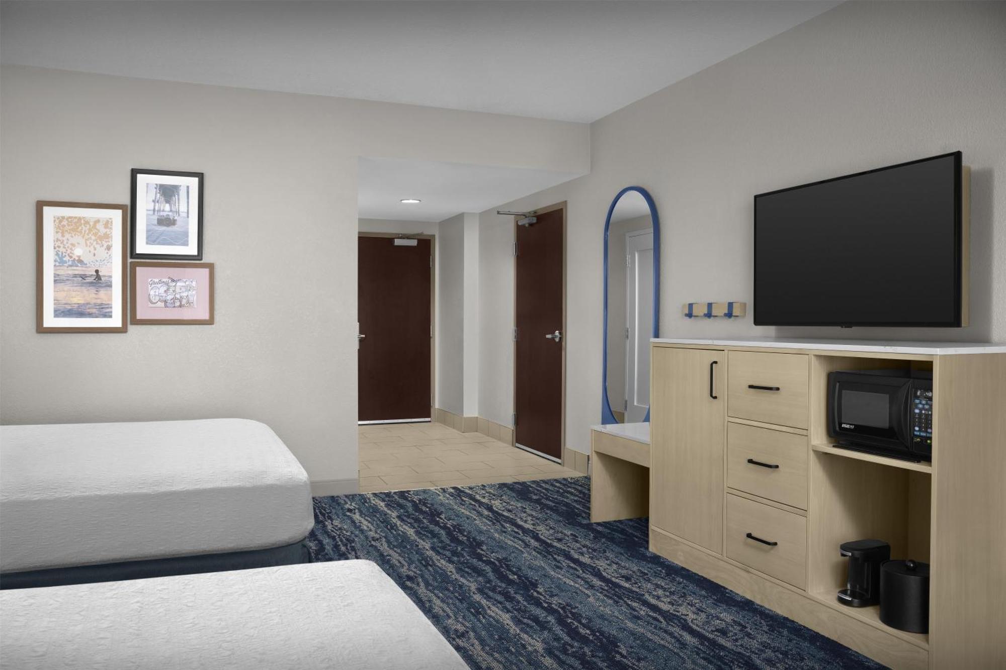 Room Two Queen Beds Non-Smoking