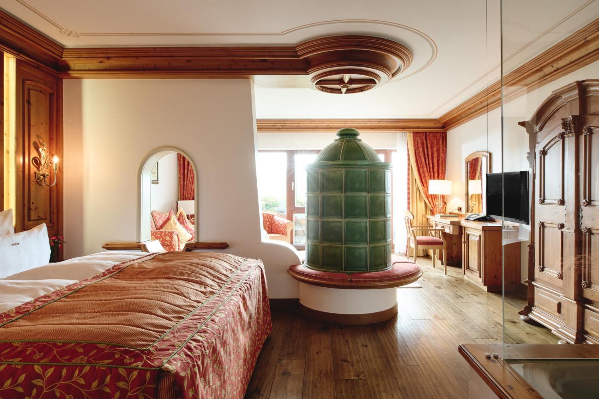 Junior Suite Mountain View