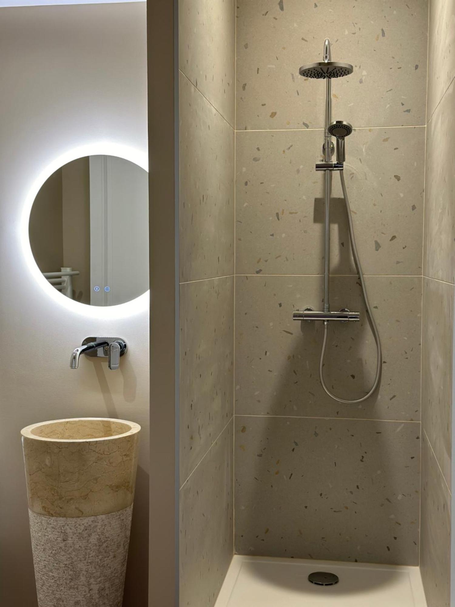Double Room Private Bathroom