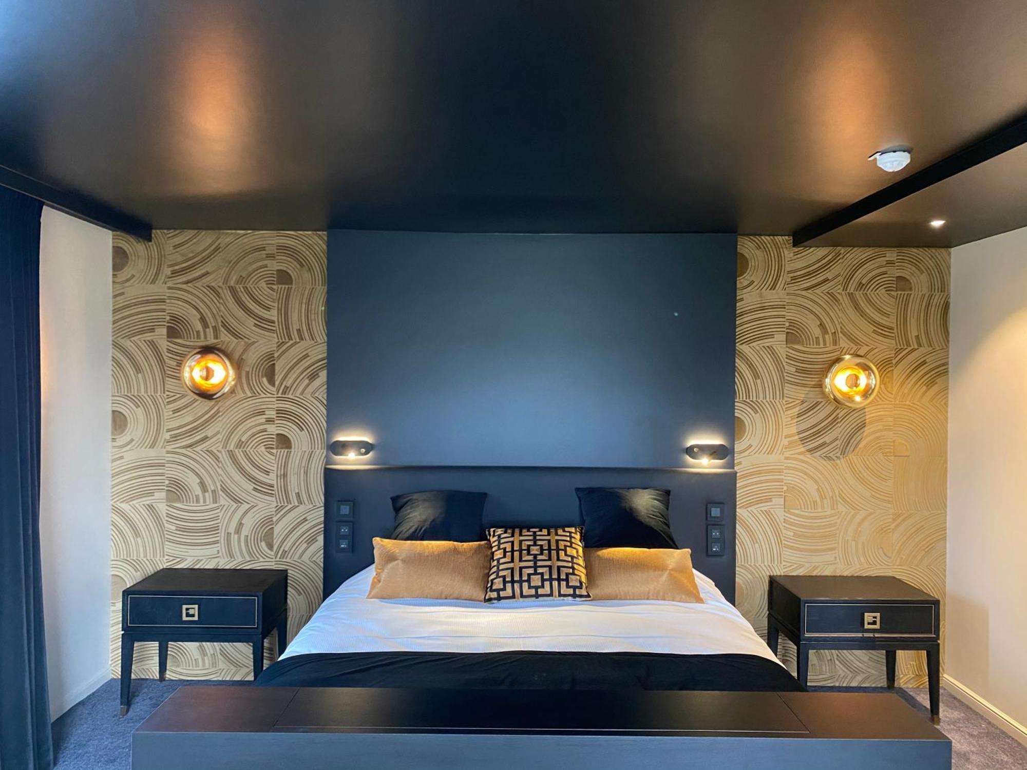 Prestige King Suite Sofa Bed View