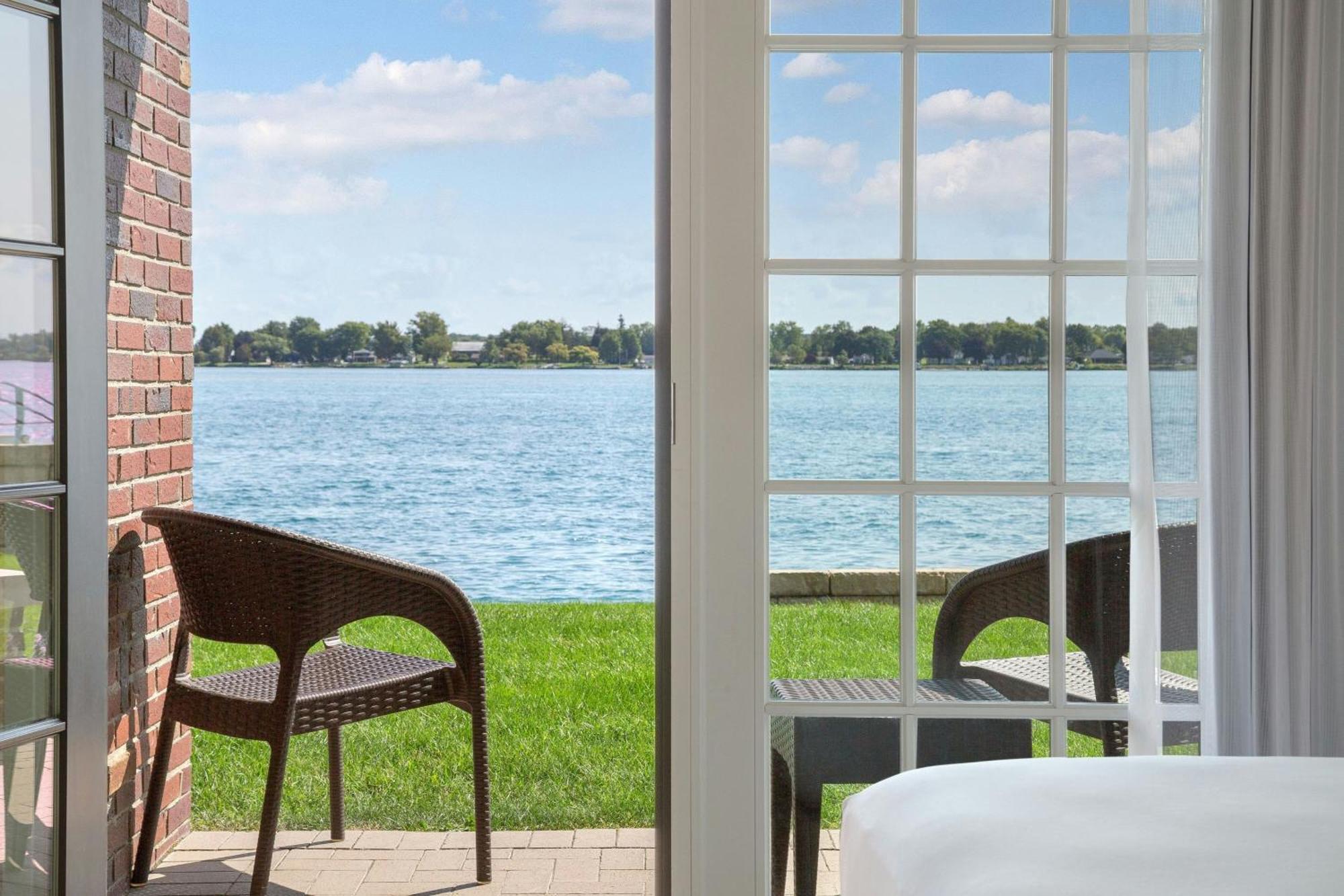 King Room Balcony City View