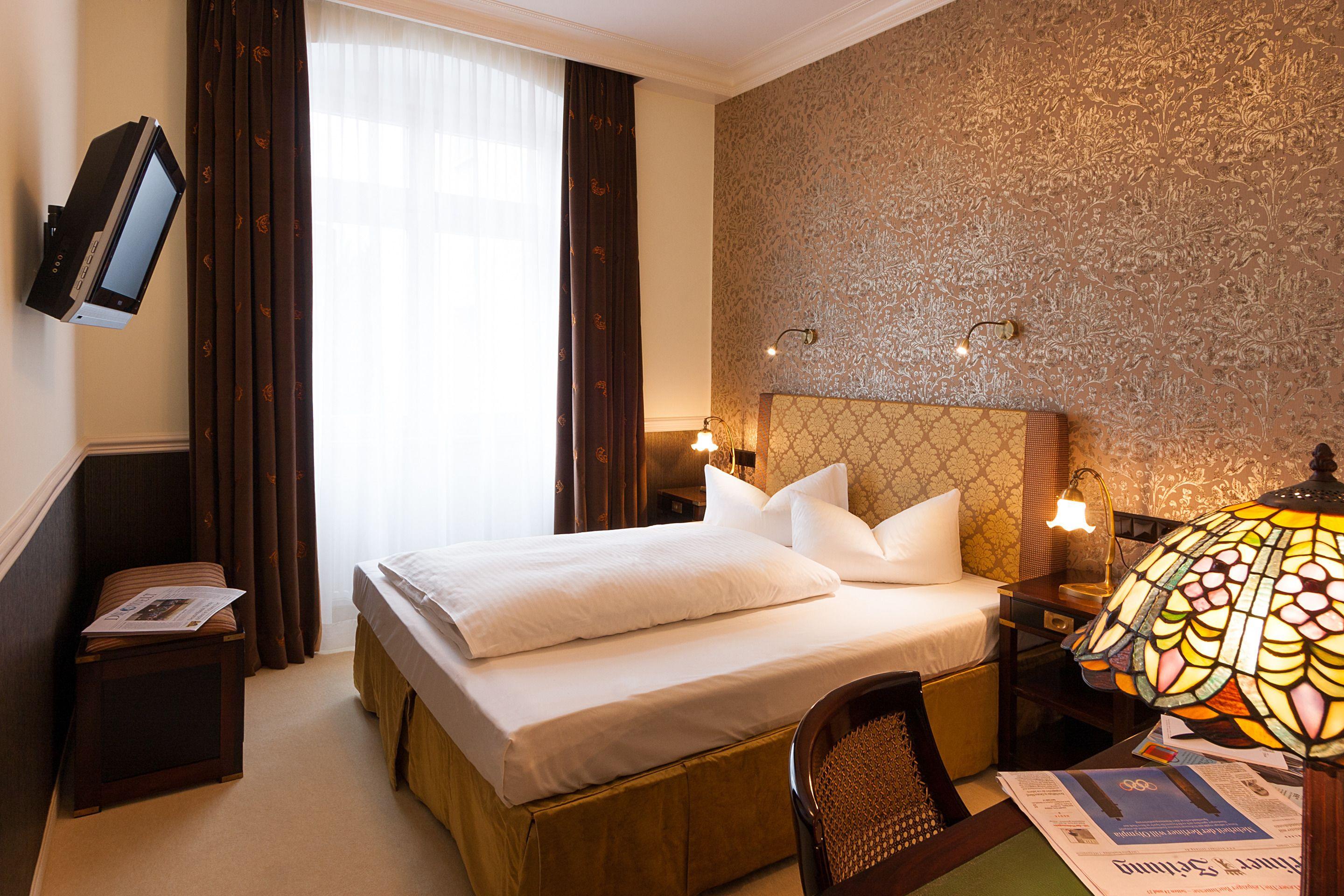 Small Comfort Double or Twin Room