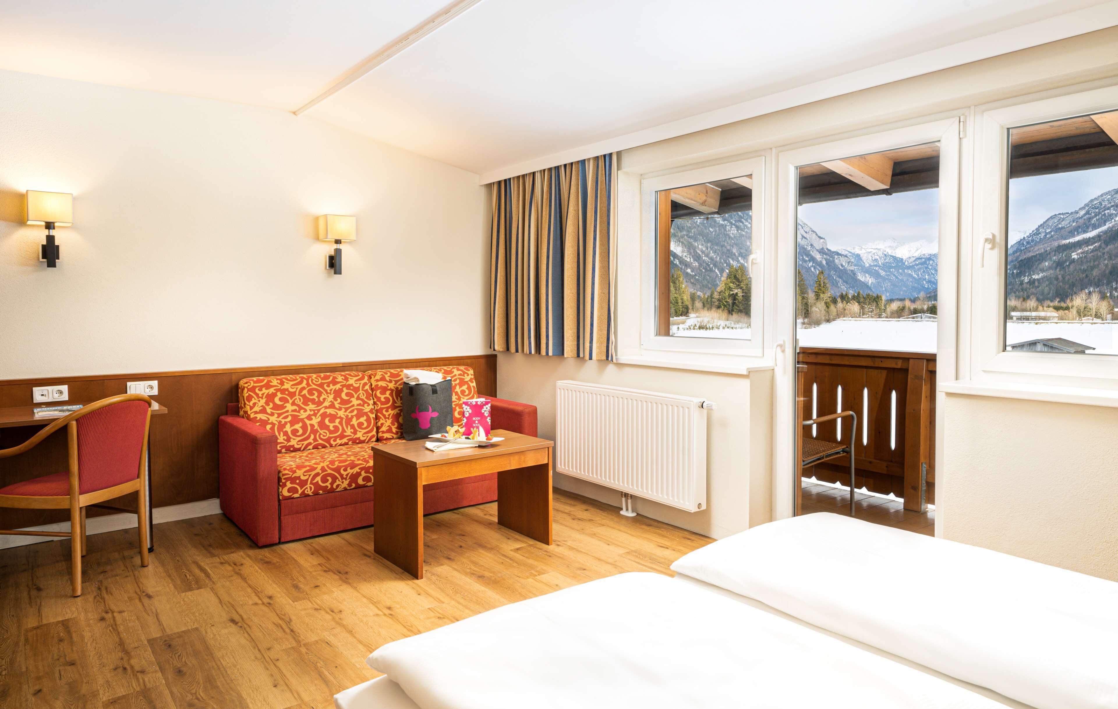 Standard Doppelzimmer mit Bergblick