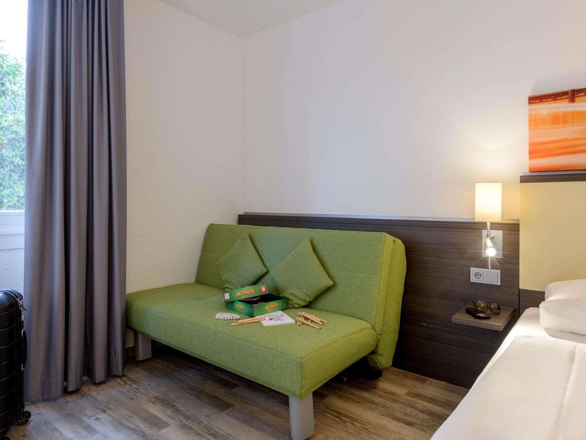 Standard Double Room with Sofa,1716967567:JPEG