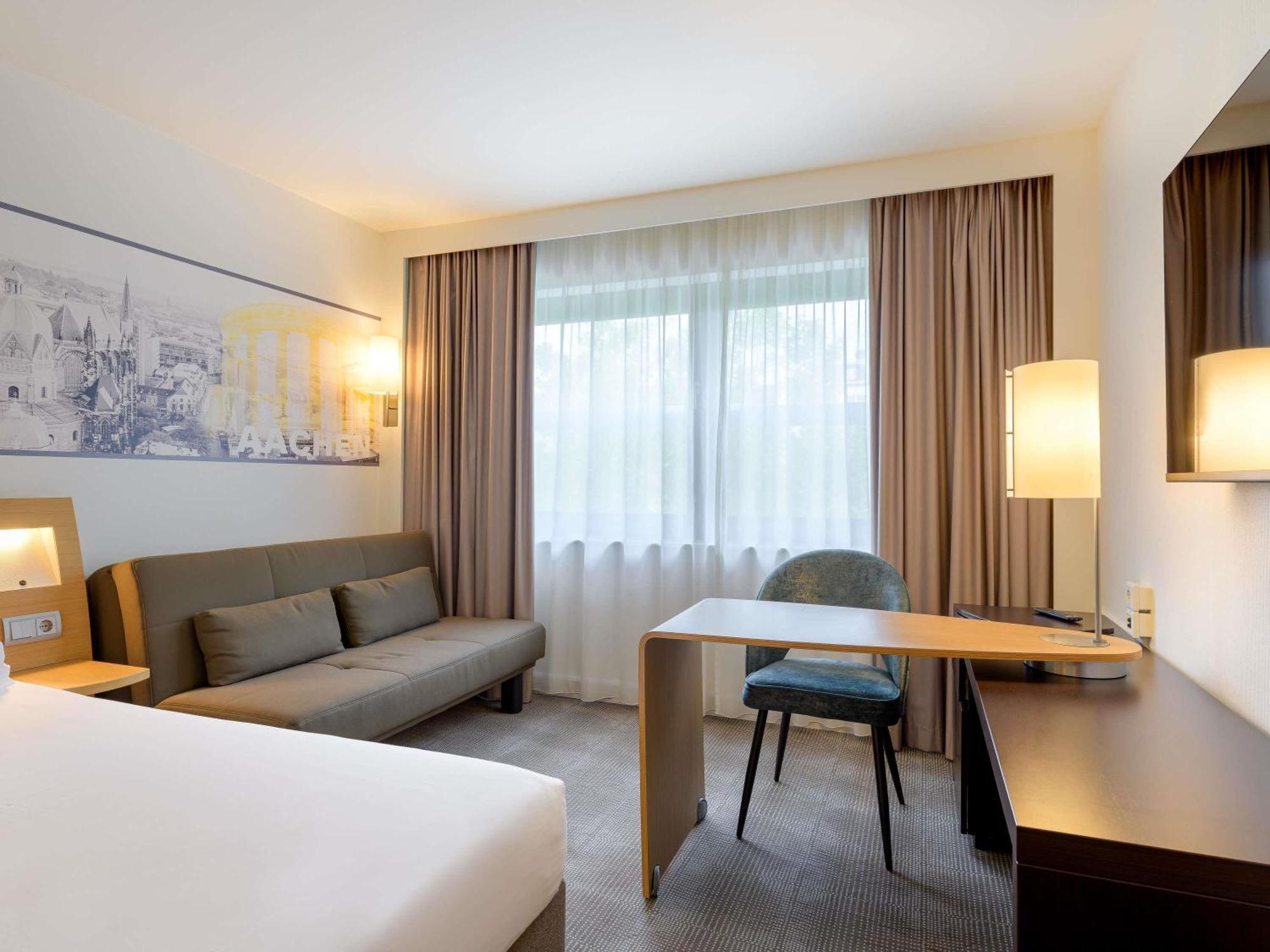 Standard Double Room Sofa