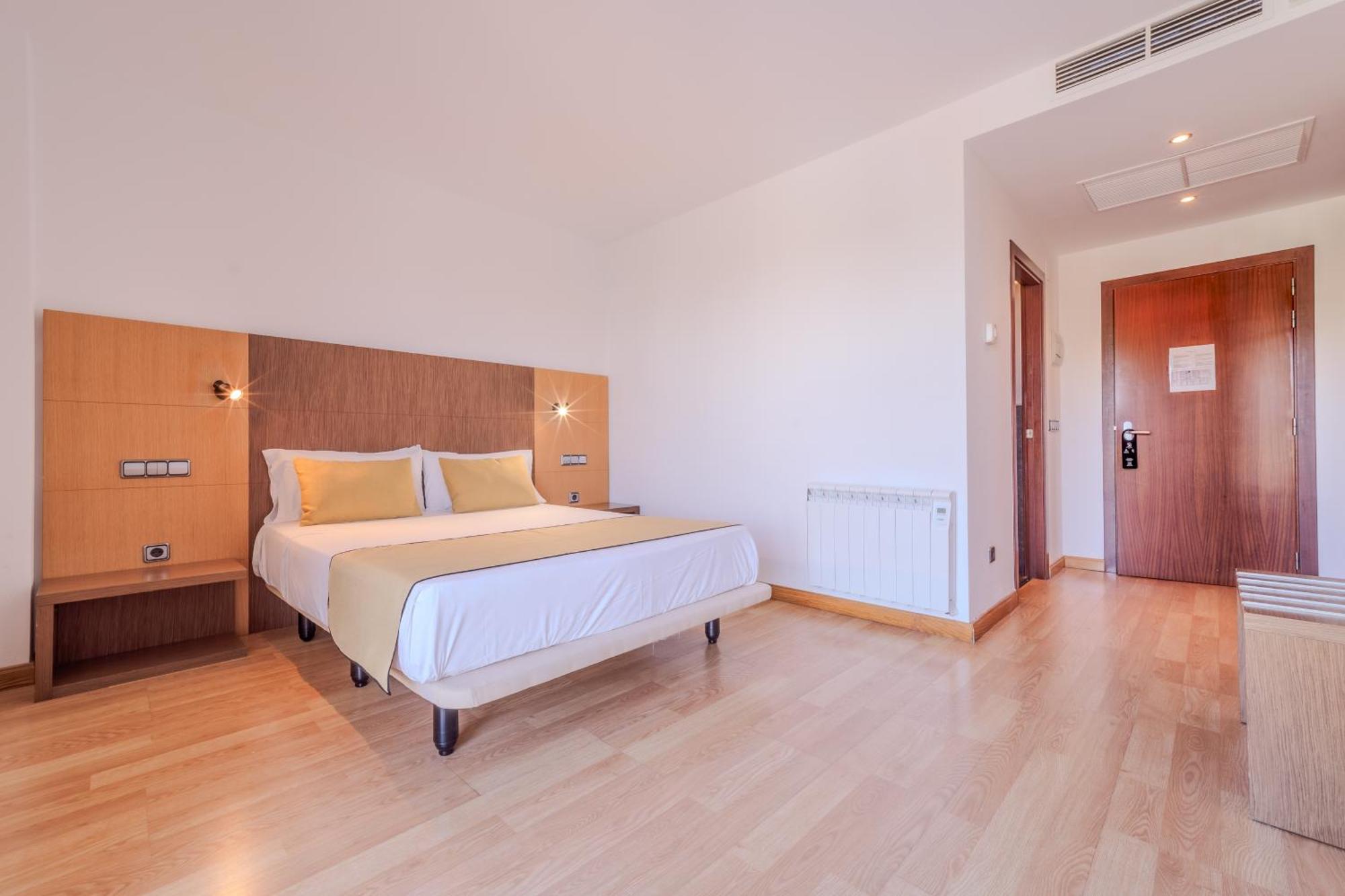 Superior Queen Room