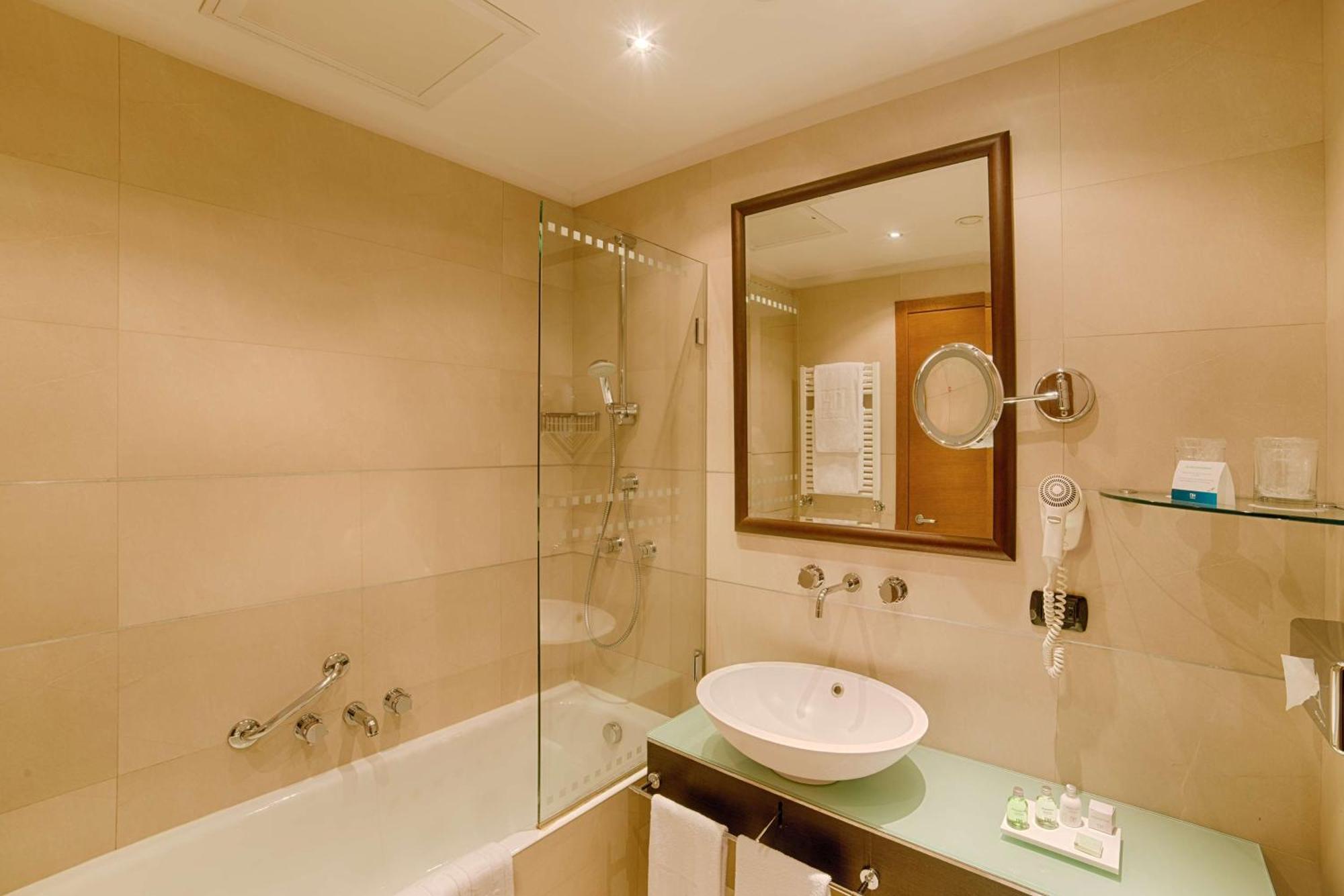 Superior Double or Twin Room,1716986554:JPEG