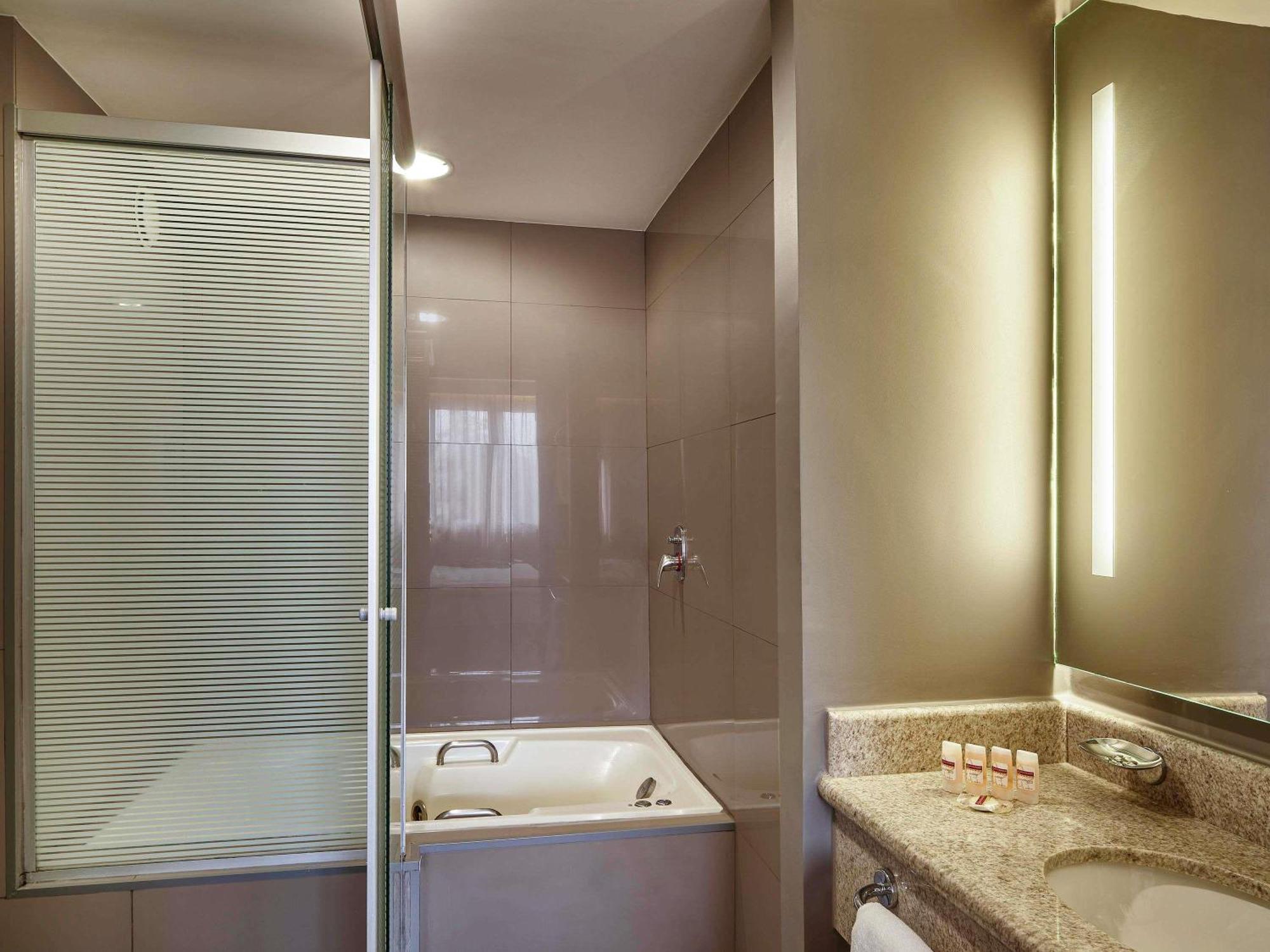 Super King Master Suite