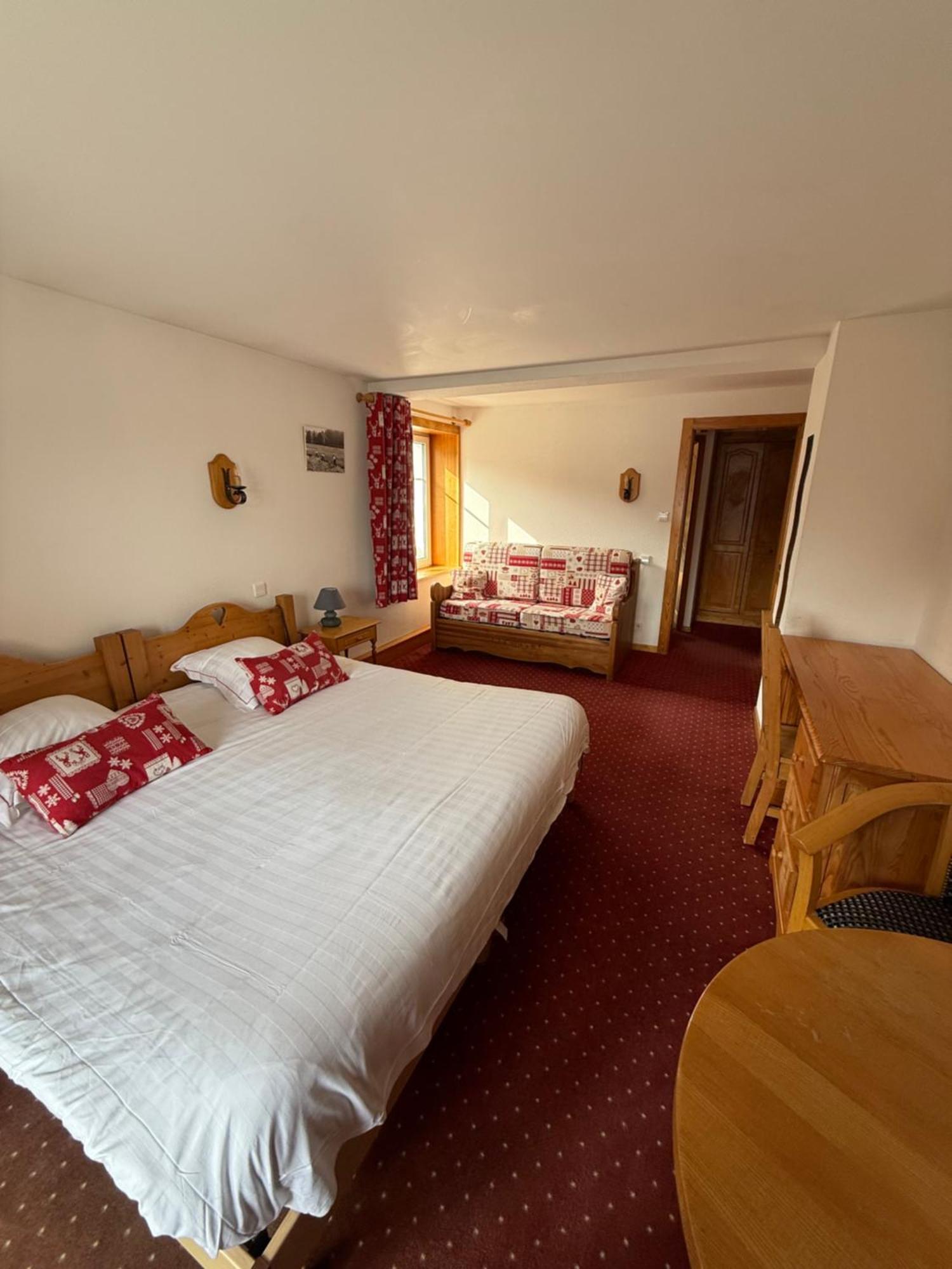 Double Room Lake View