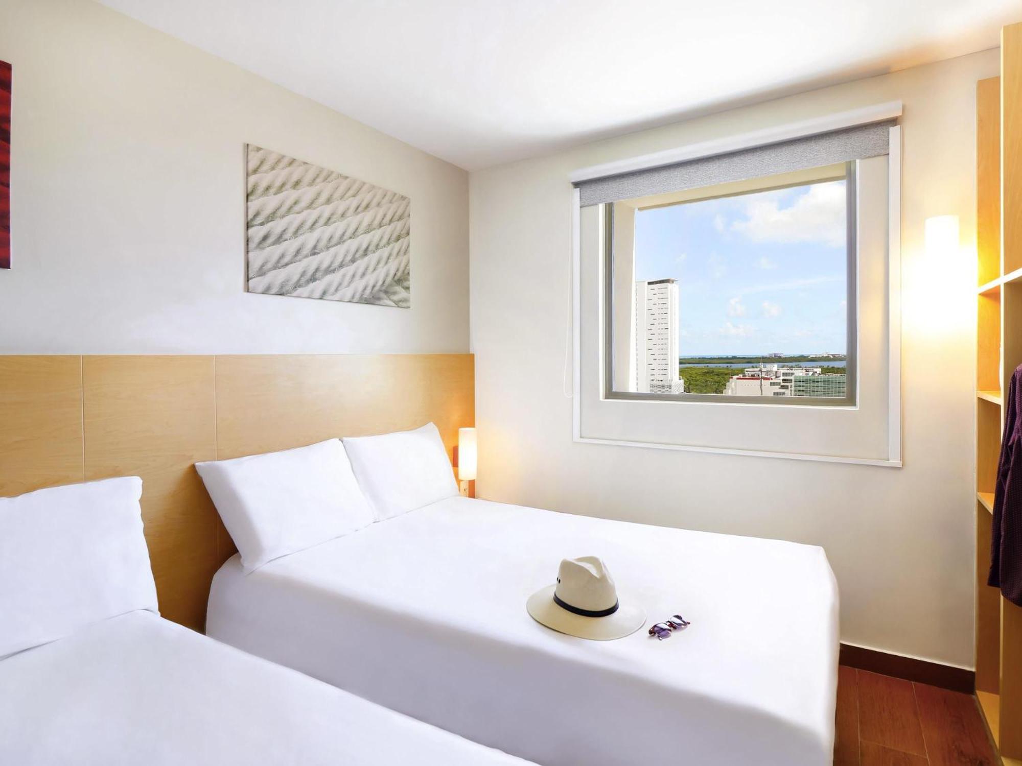 Standard Double Room Two Single Beds