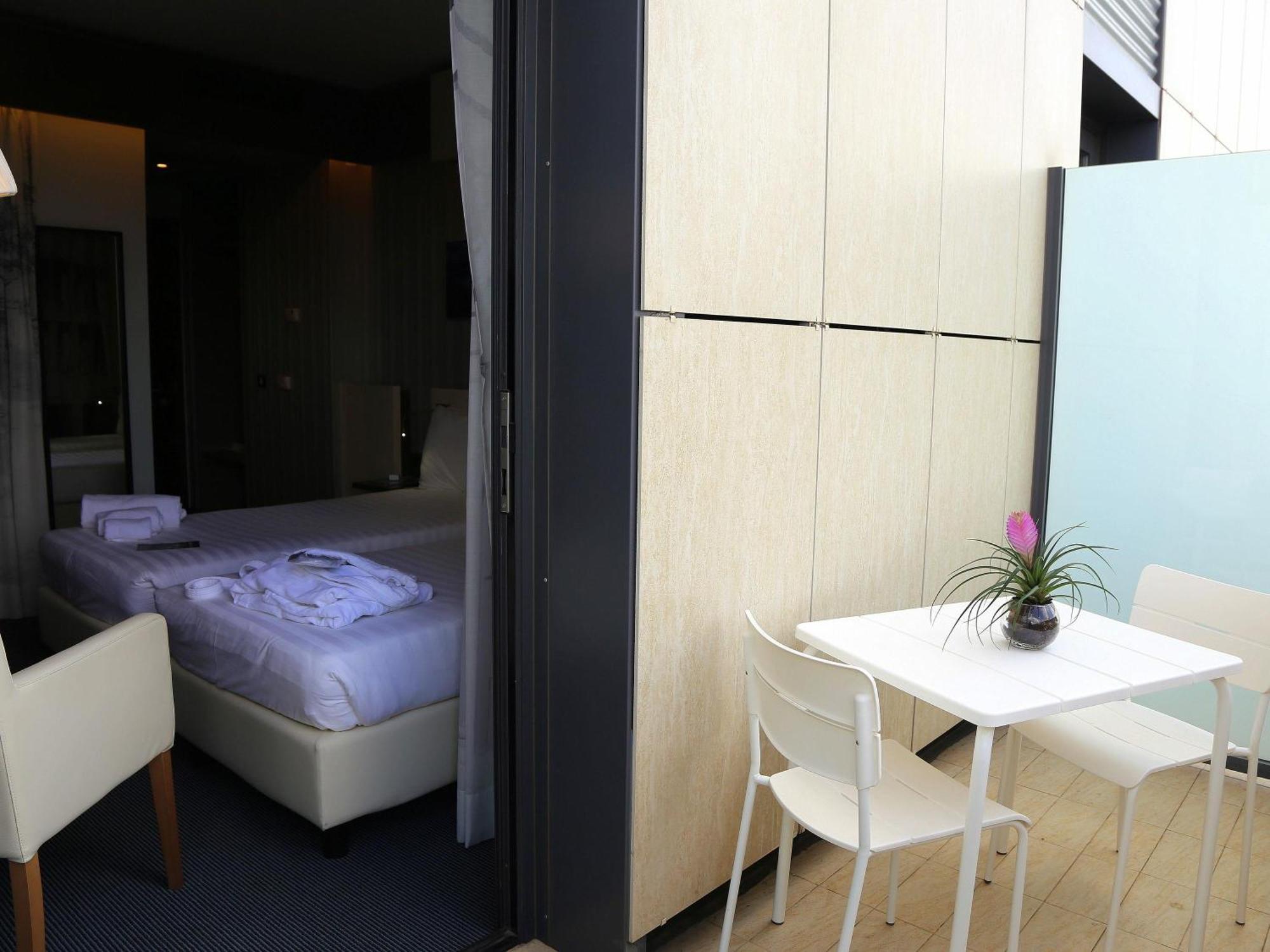 Superior Twin Room Balcony