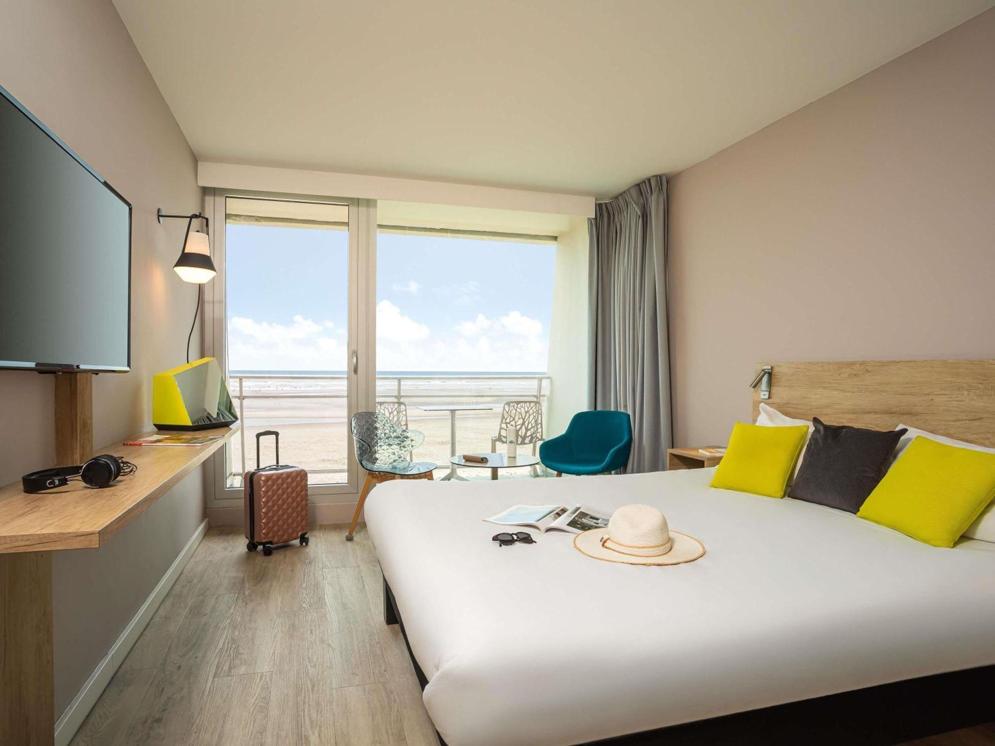 Standard Double Room with Balcony - Sea View