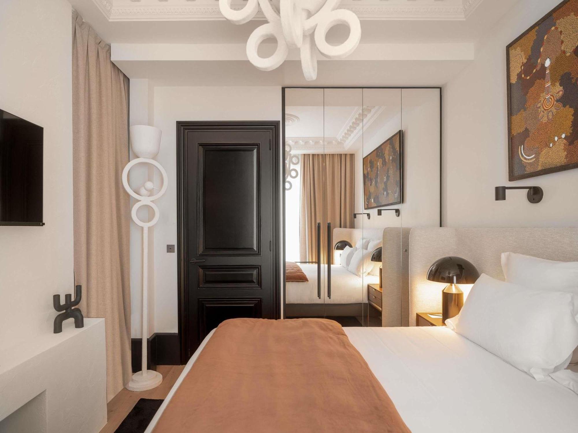 One-Bedroom Standard Apartment