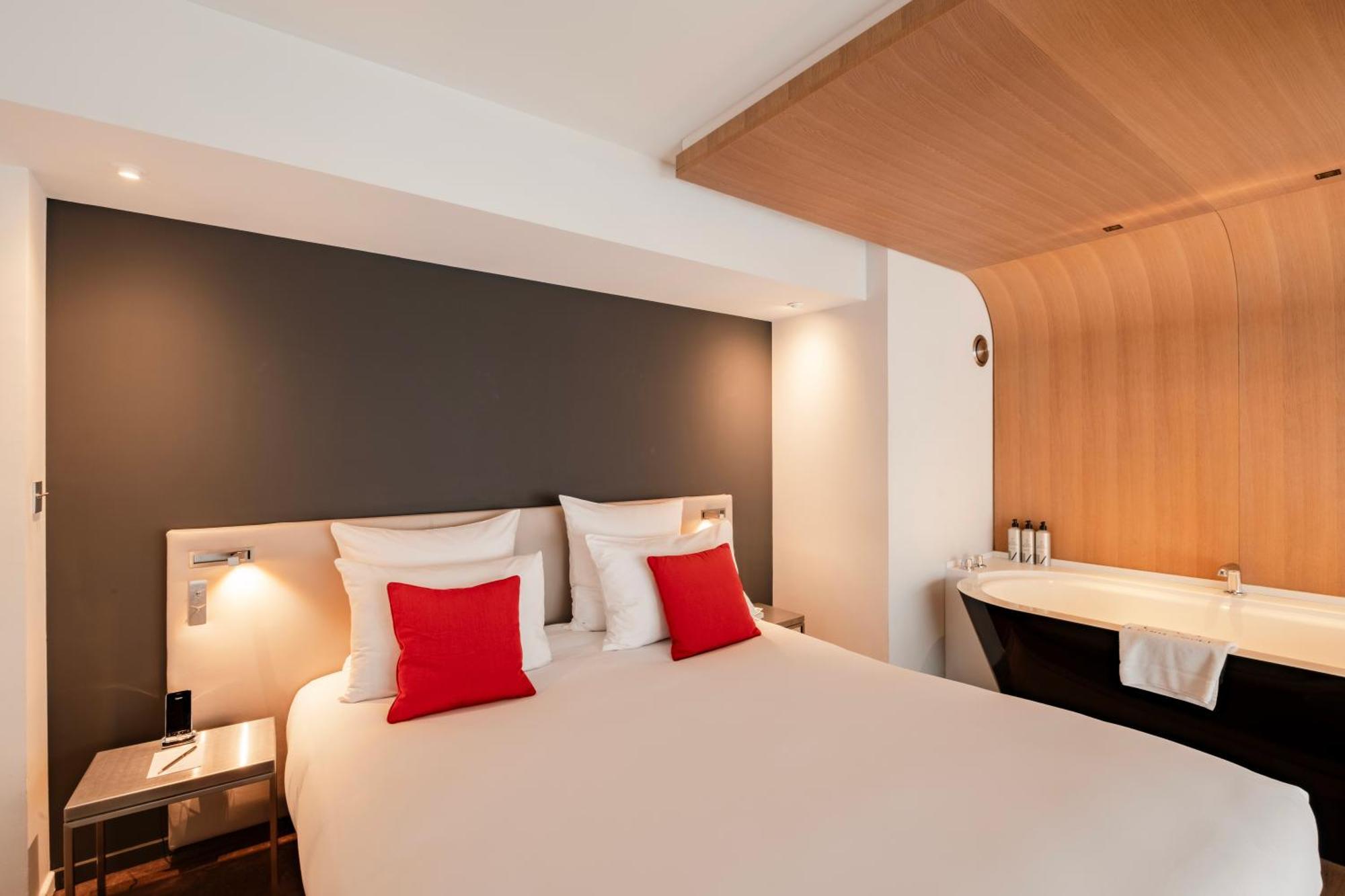 Duplex Room