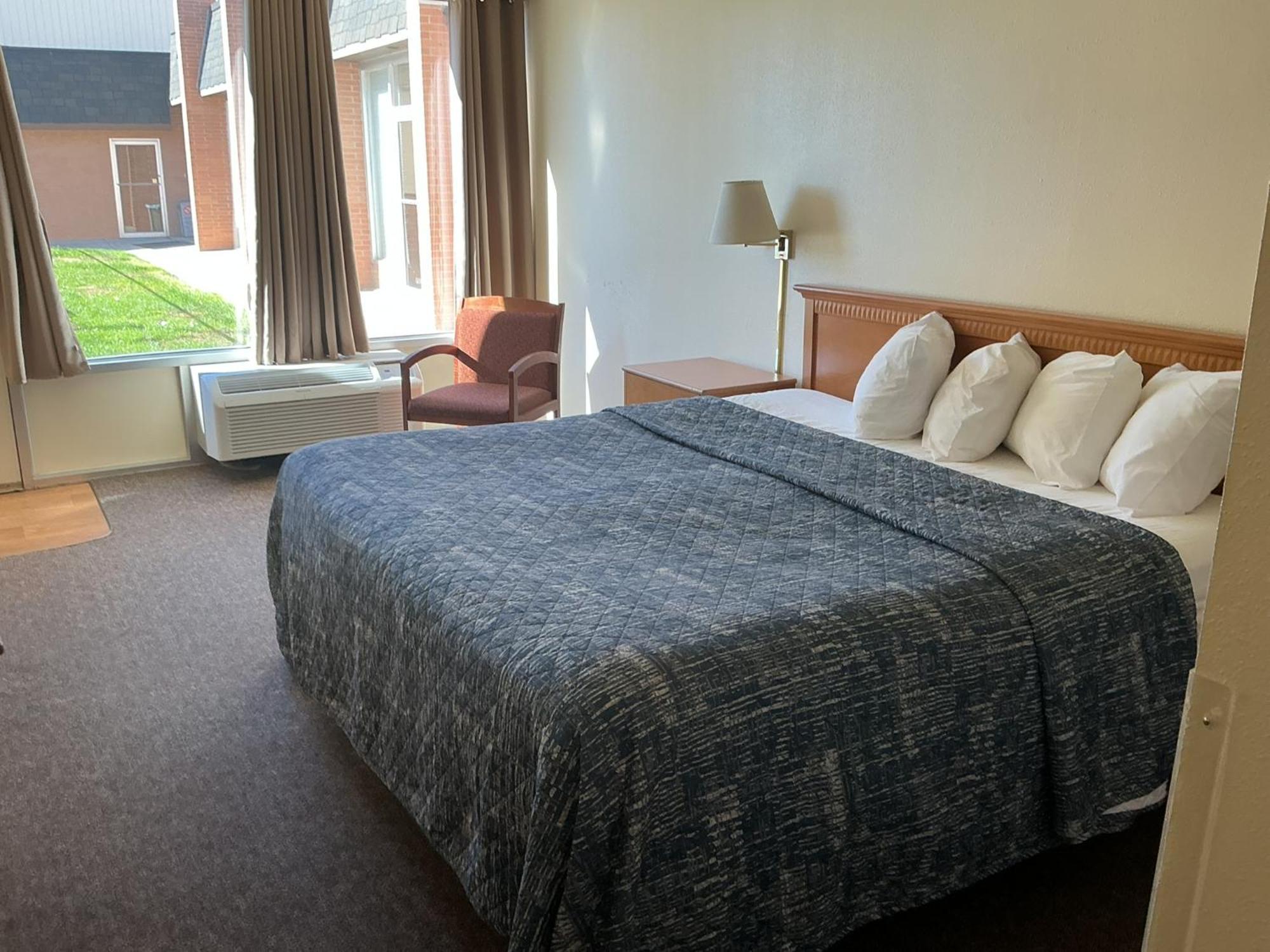 King Room,1717106061:JPEG