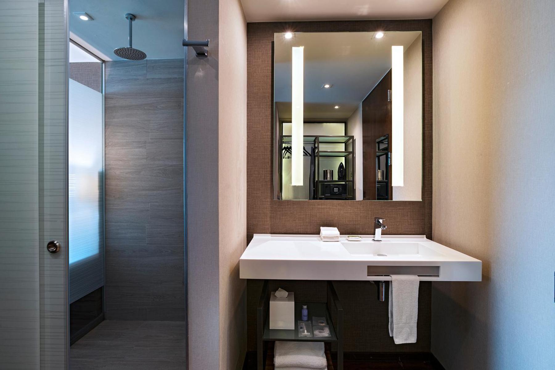 Lifestyle King Size Room