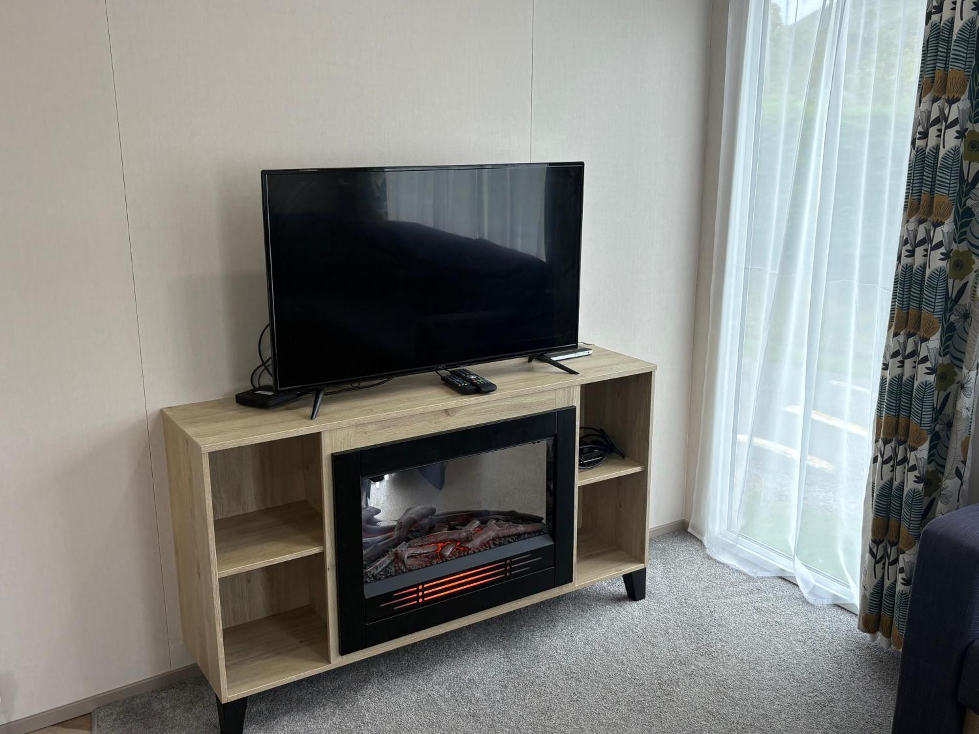 Comfort 2 Bed Caravan Pet Friendly