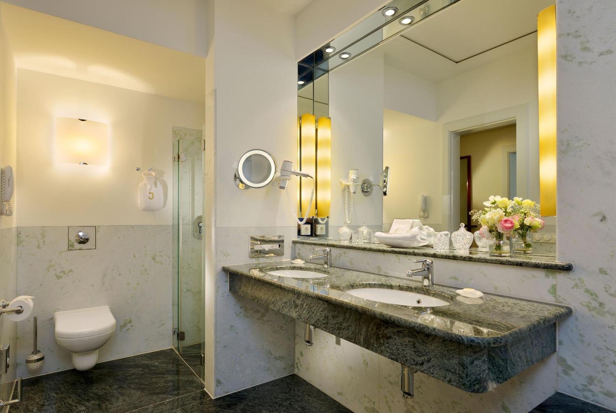 Double Suite with River View