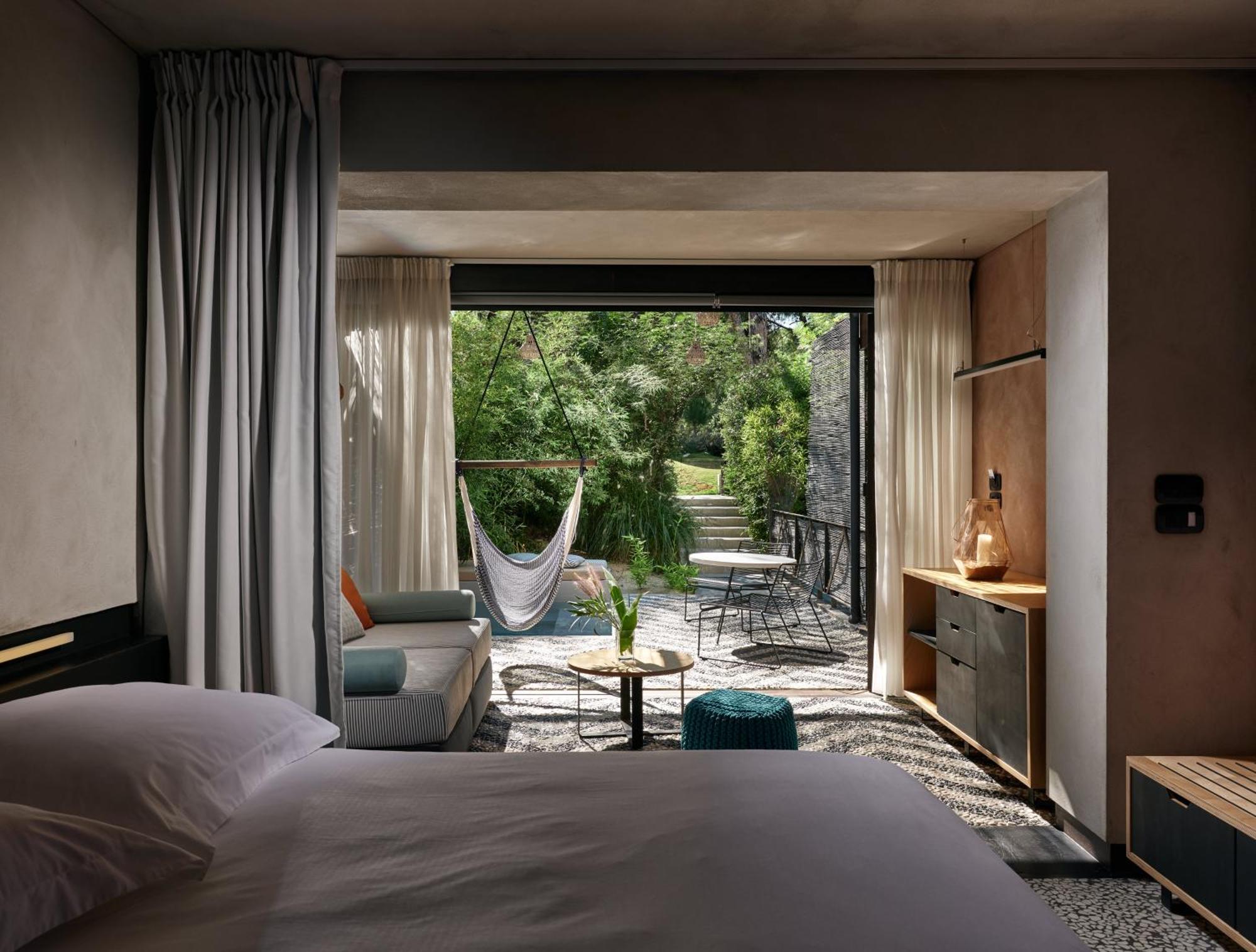One Bedroom Pool Suite